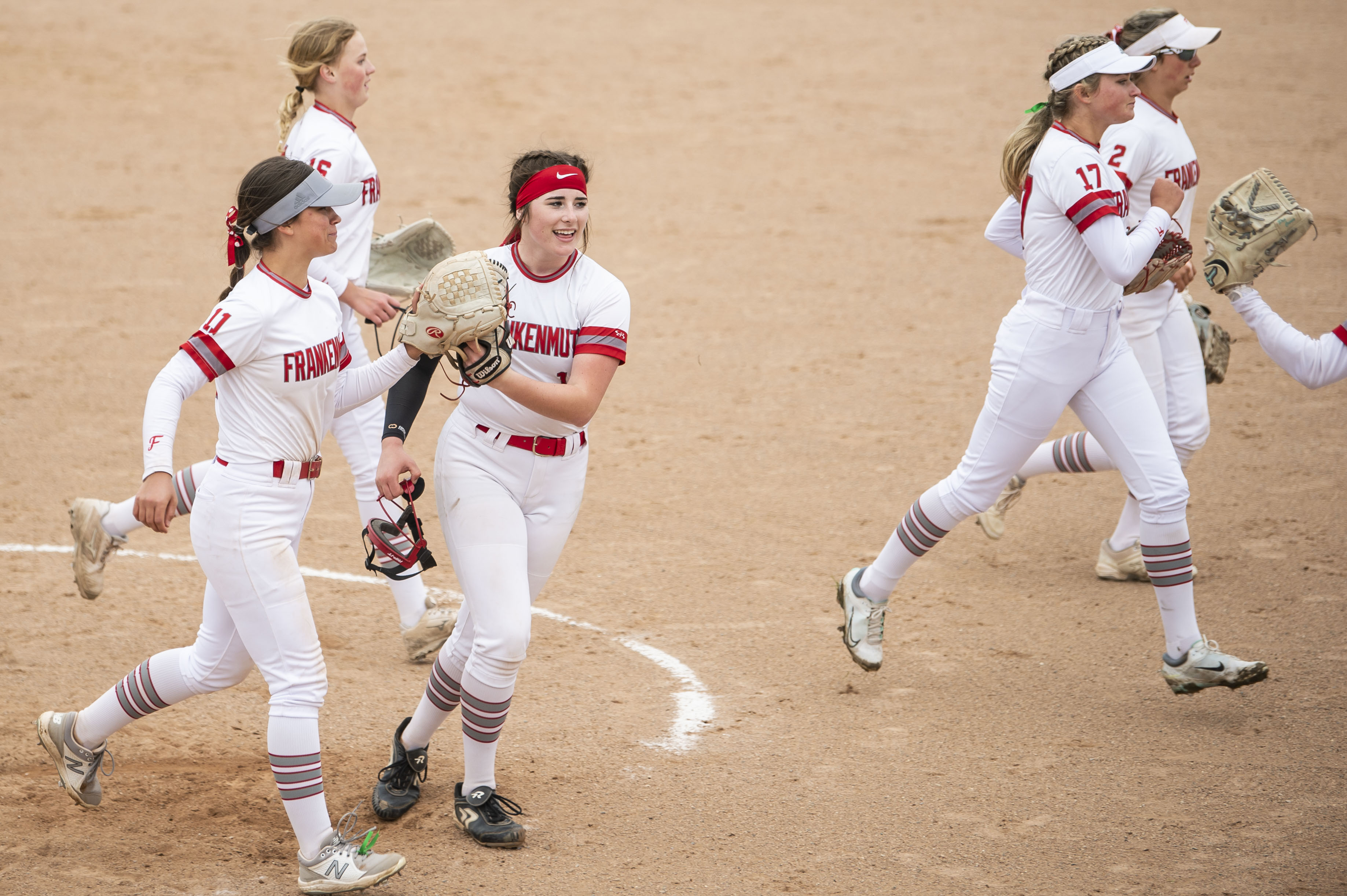 Frankenmuth softball defeats Garber in double header