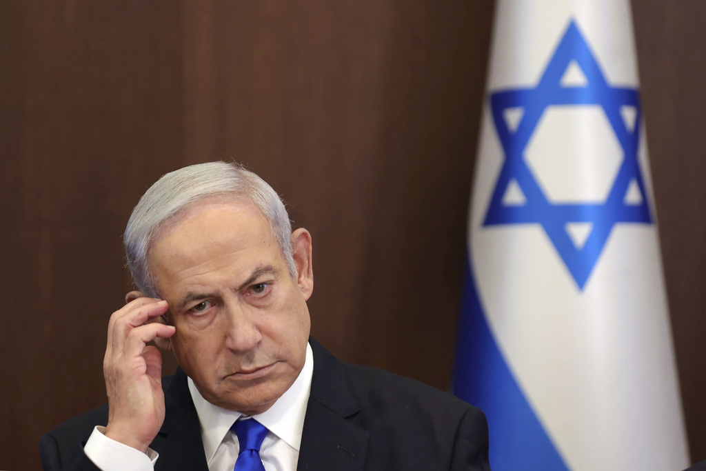 Netanyahu Dissolves War Cabinet After Key Partner Bolts Government (huffpost.com)