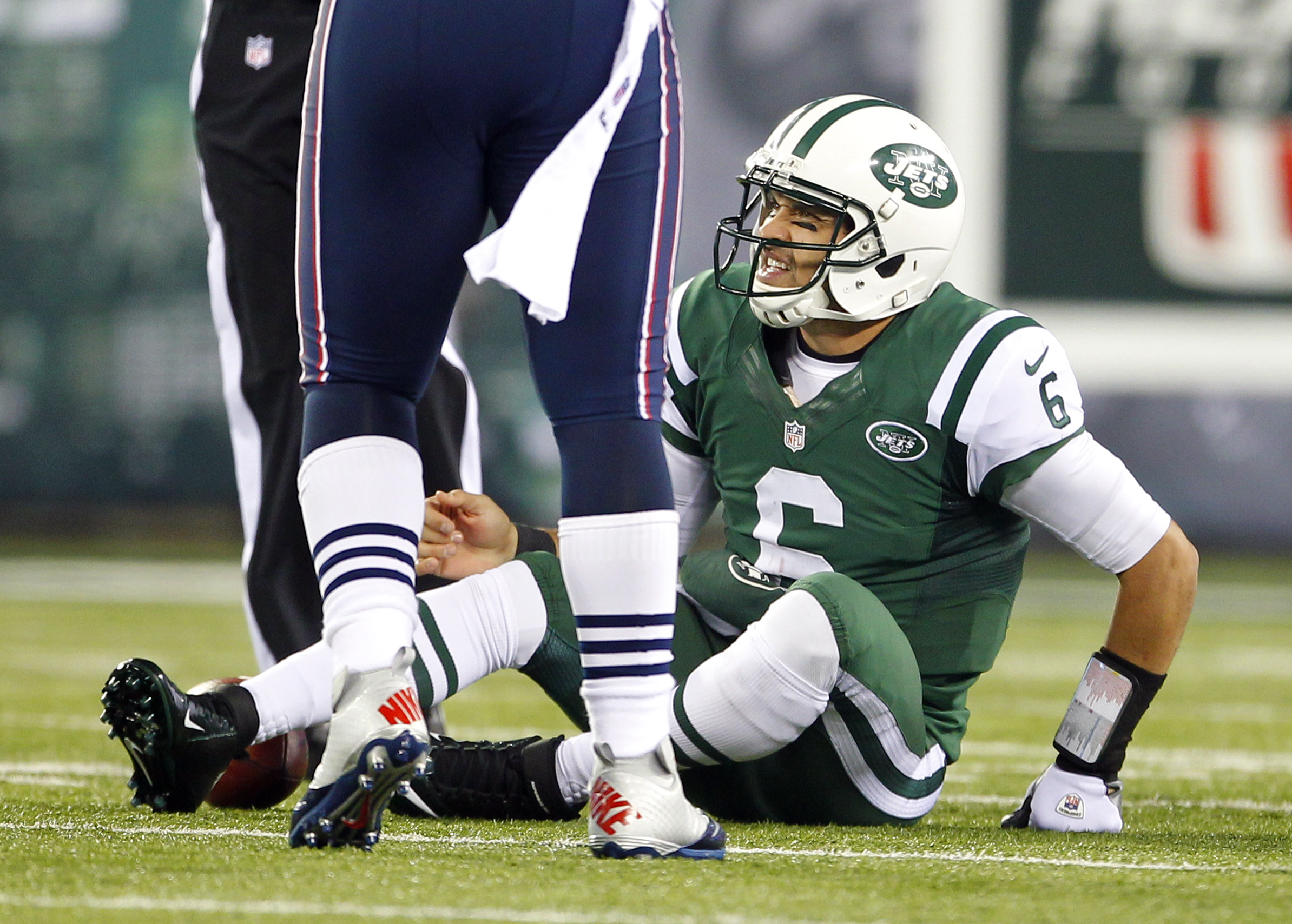 Tim Tebow, Mark Sanchez, and mid-drive Wildcat substitutions: How  disruptive to Jets might they be? 