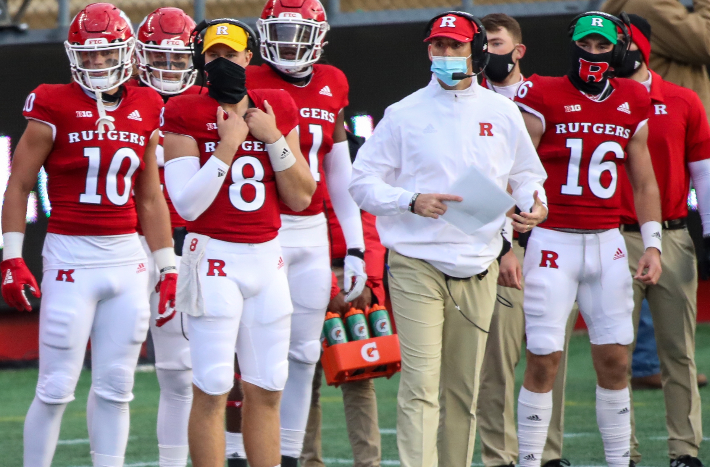 Sean Gleeson, Noah Vedral address quarterback situation ahead of spring  practice - On the Banks