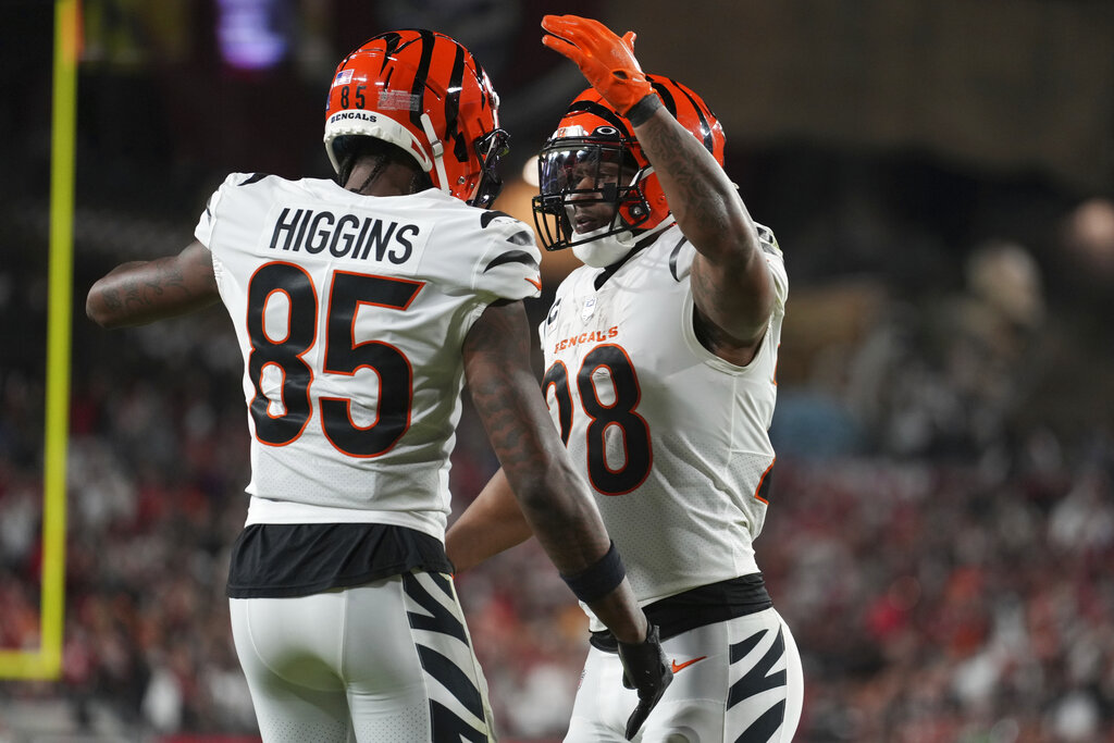 He's the unquestioned leader': How Joe Burrow remained poised in Bengals'  comeback win over Buccaneers 