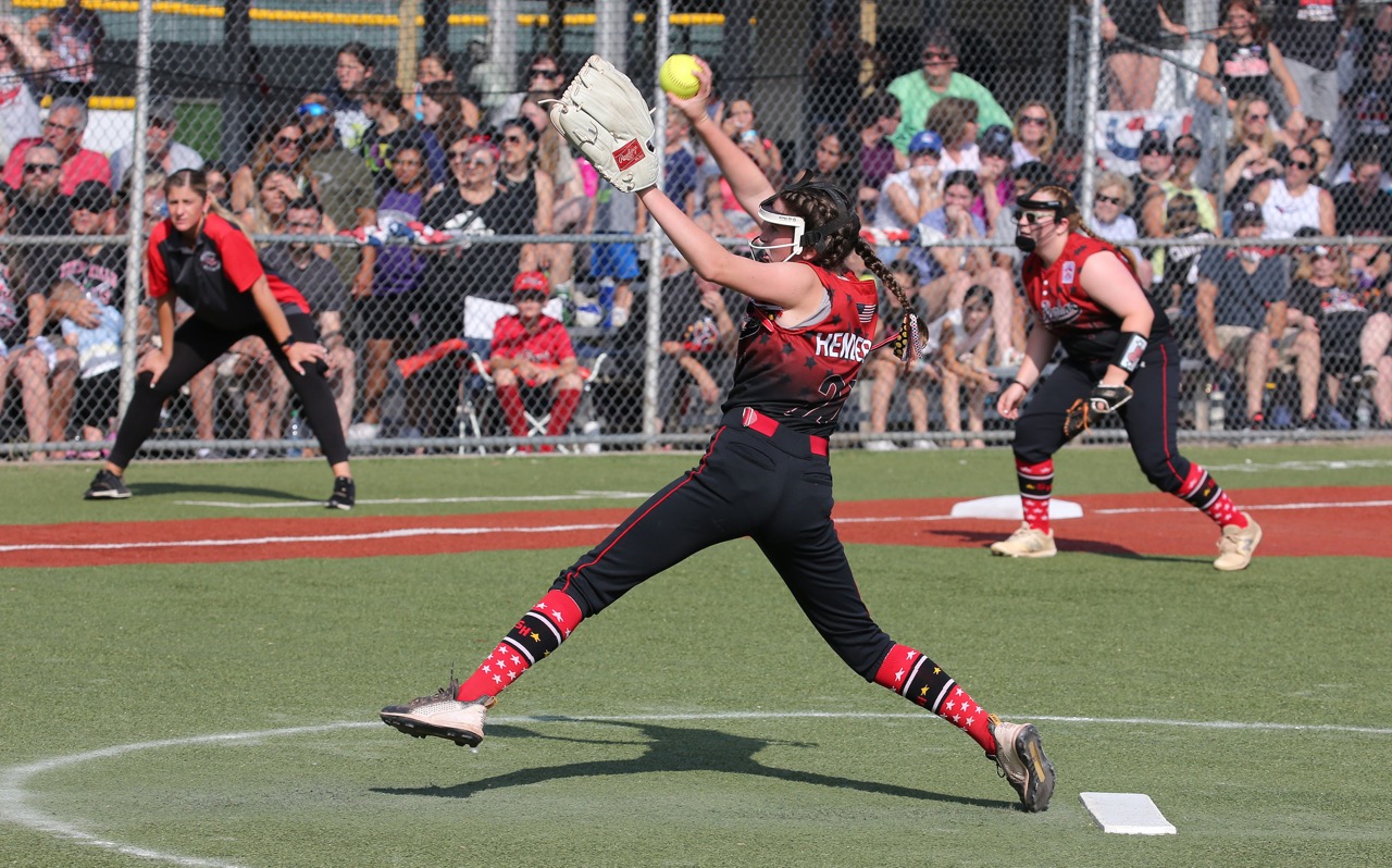 LL NYS Tournament 12s All-Star softball: Controversial play contributes to  South Shore's ousting in semis 