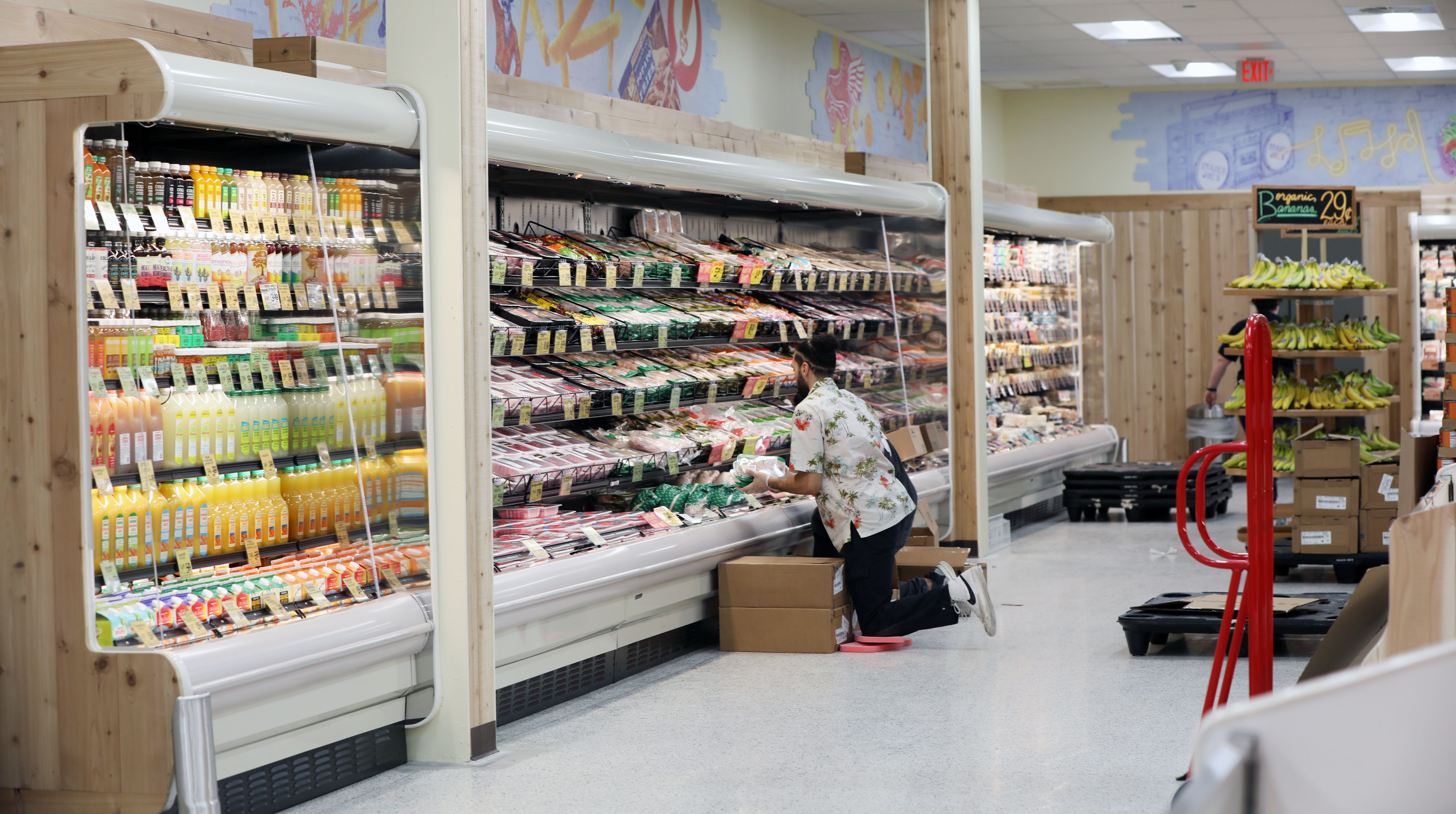 getting-ready-to-open-a-new-trader-joe-s-in-woodbridge-nj