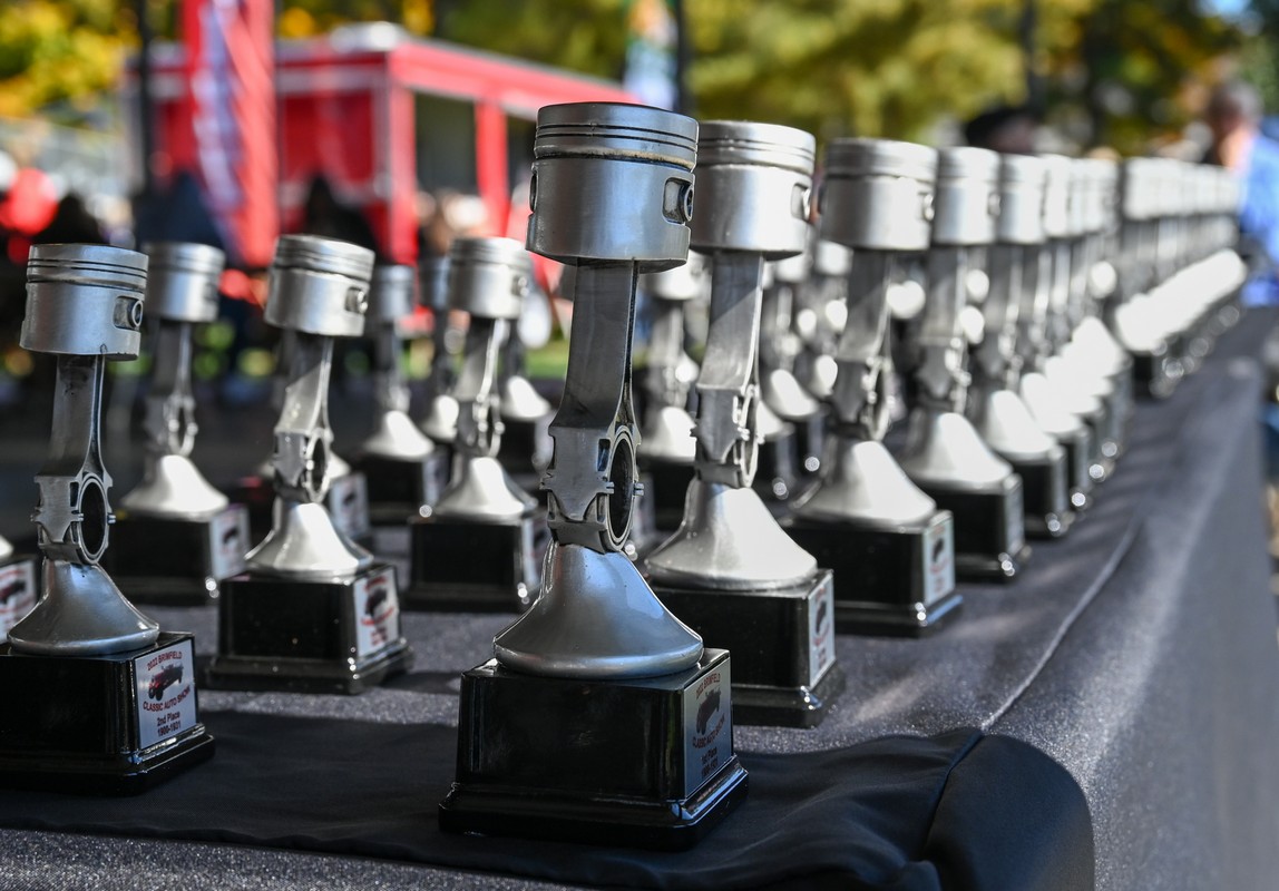 Brimfield Auto Show draws hundreds of enthusiasts (photos)