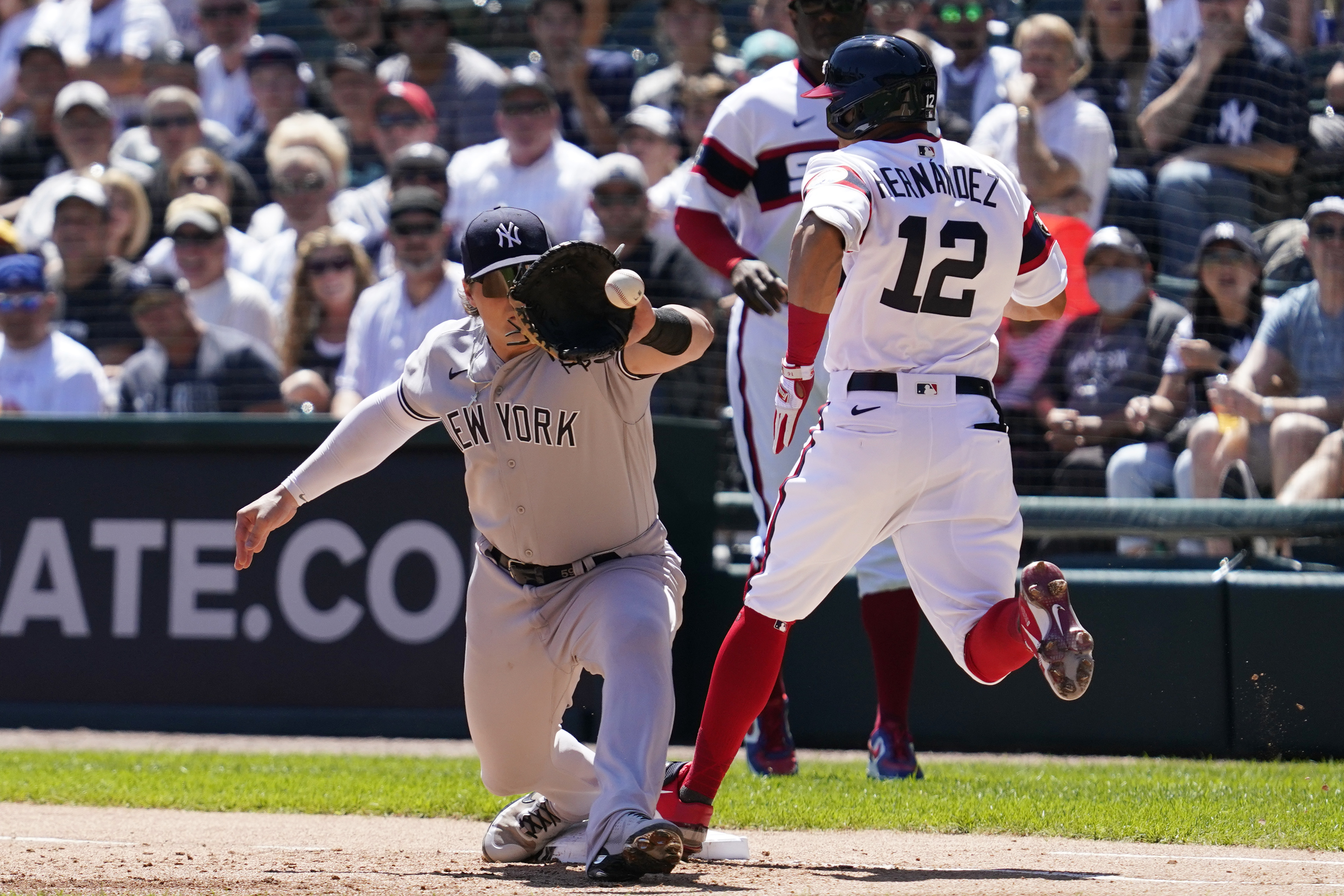 Luke Voit Reacts to Yankees Trading for Anthony Rizzo, Returning & Being  Mentioned in Trade Talks 