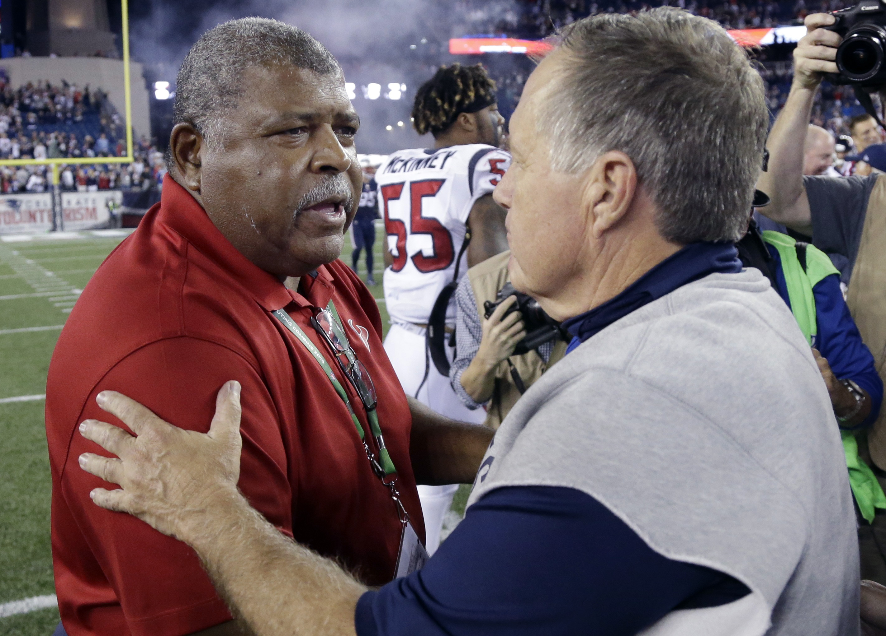 Bill Belichick salutes Romeo Crennel on retirement: Patriots 'owe a huge  debt of gratitude for the success that we had here' 