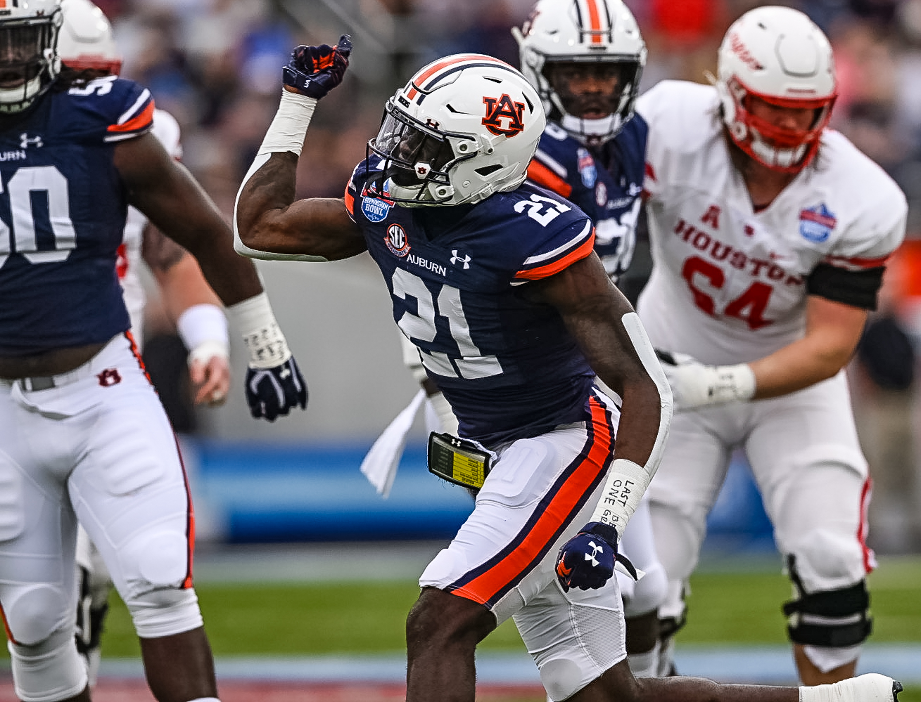 Auburn's Smoke Monday receives NFL Combine invite 