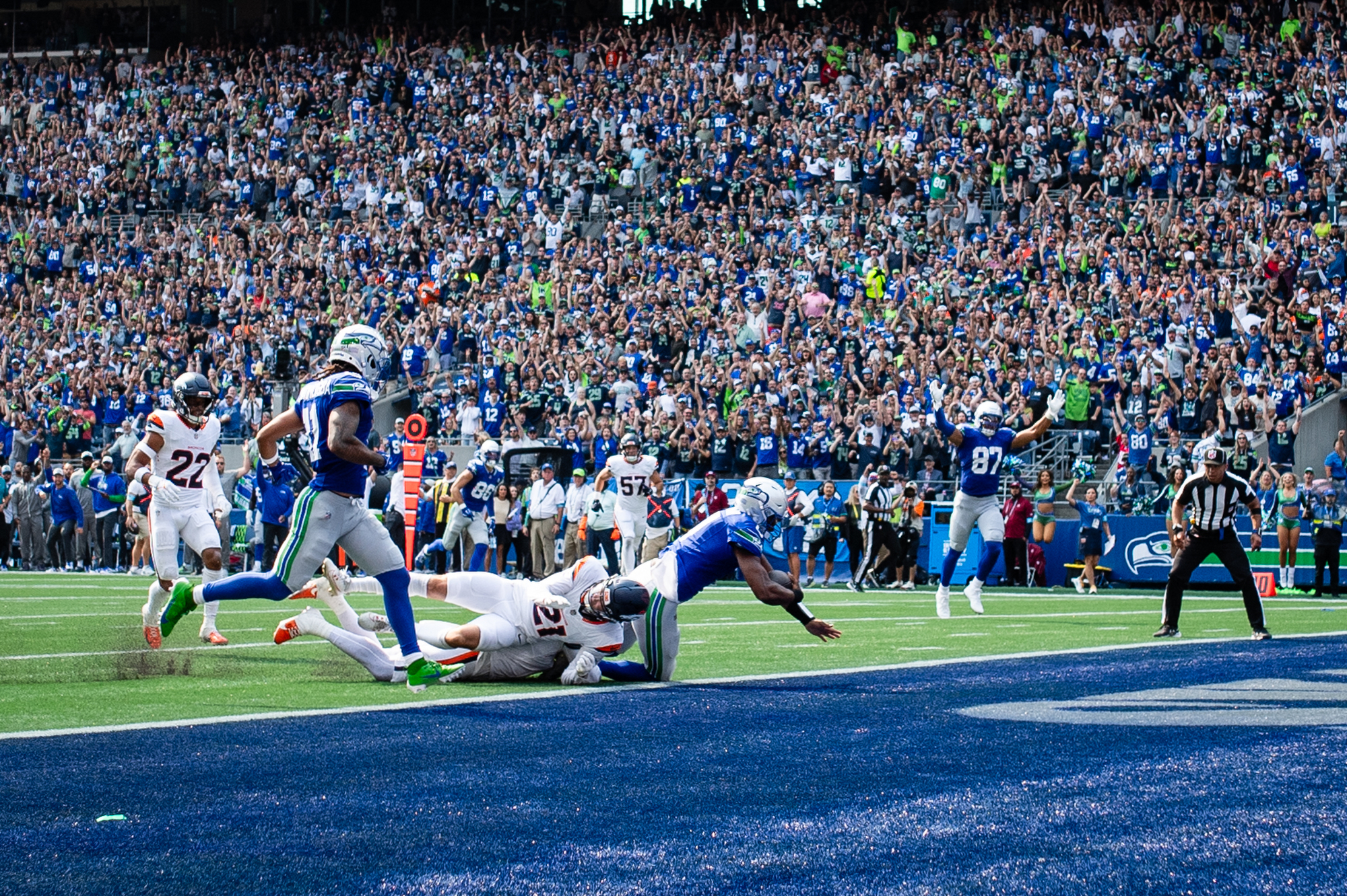 Seattle Seahawks beat Denver Broncos in season opener - oregonlive.com