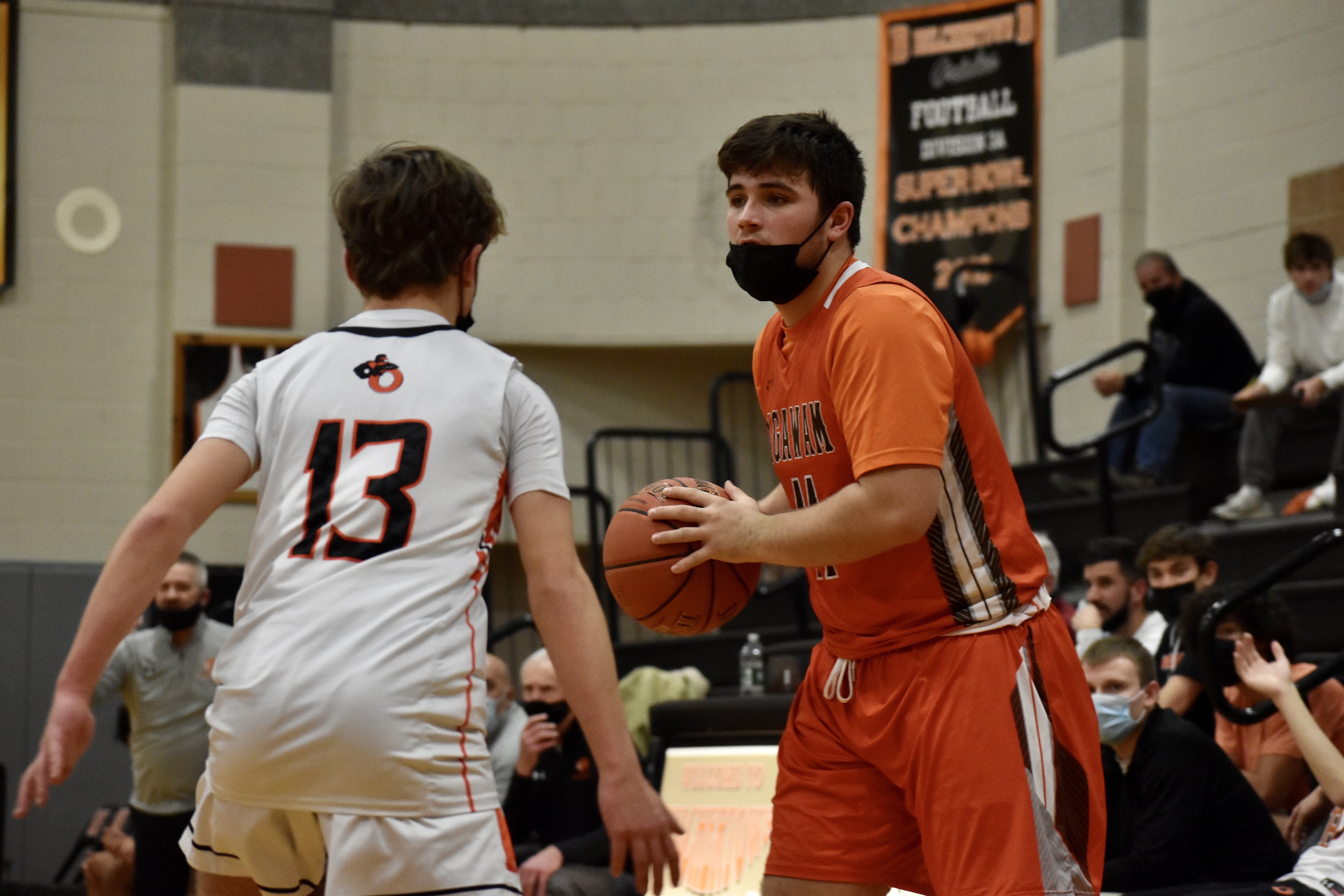 Josiah Bass-Collins, strong rebounding leads Agawam boys basketball past  Belchertown 