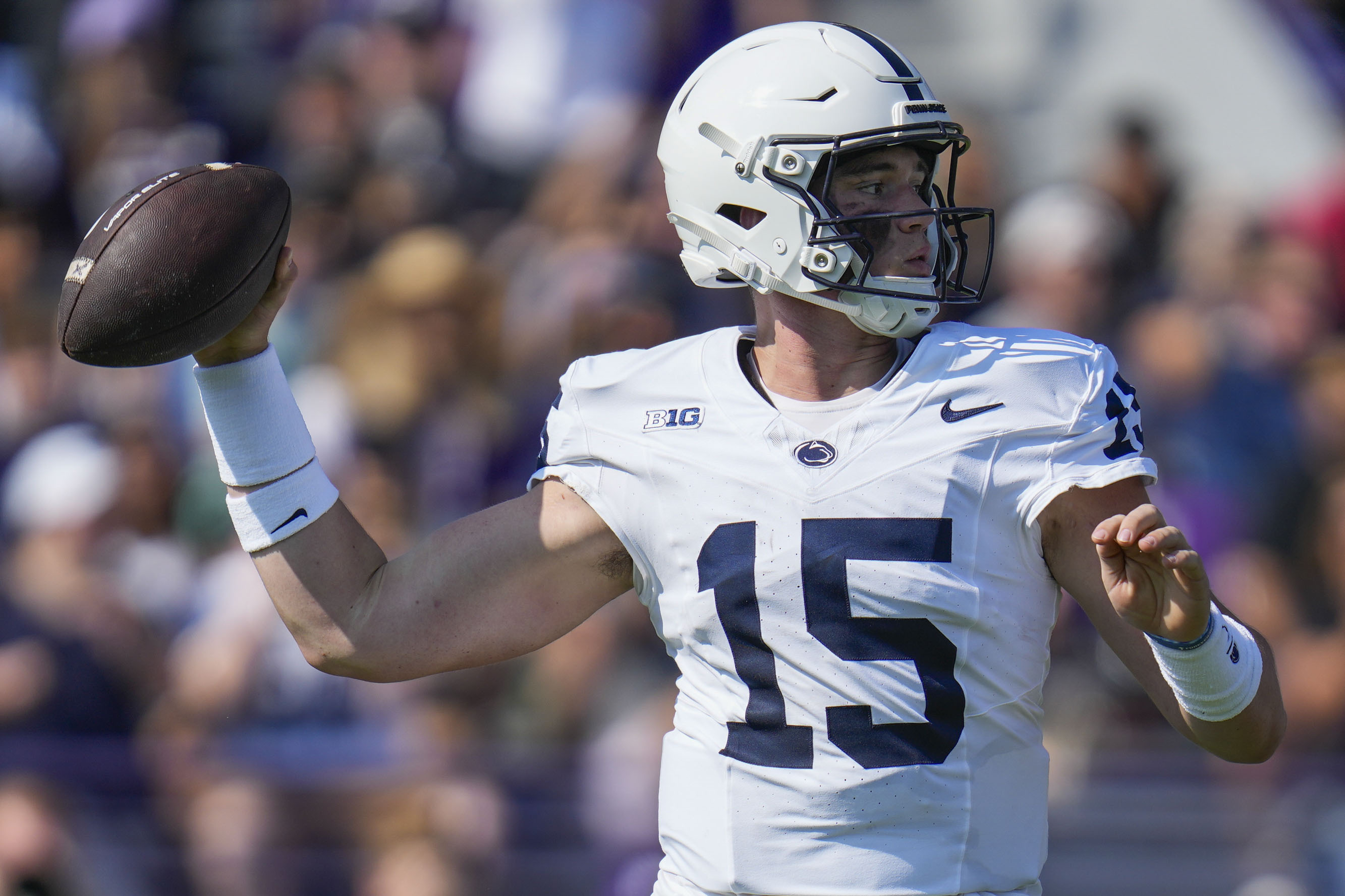 College Football Odds: Penn State over/under win total prediction