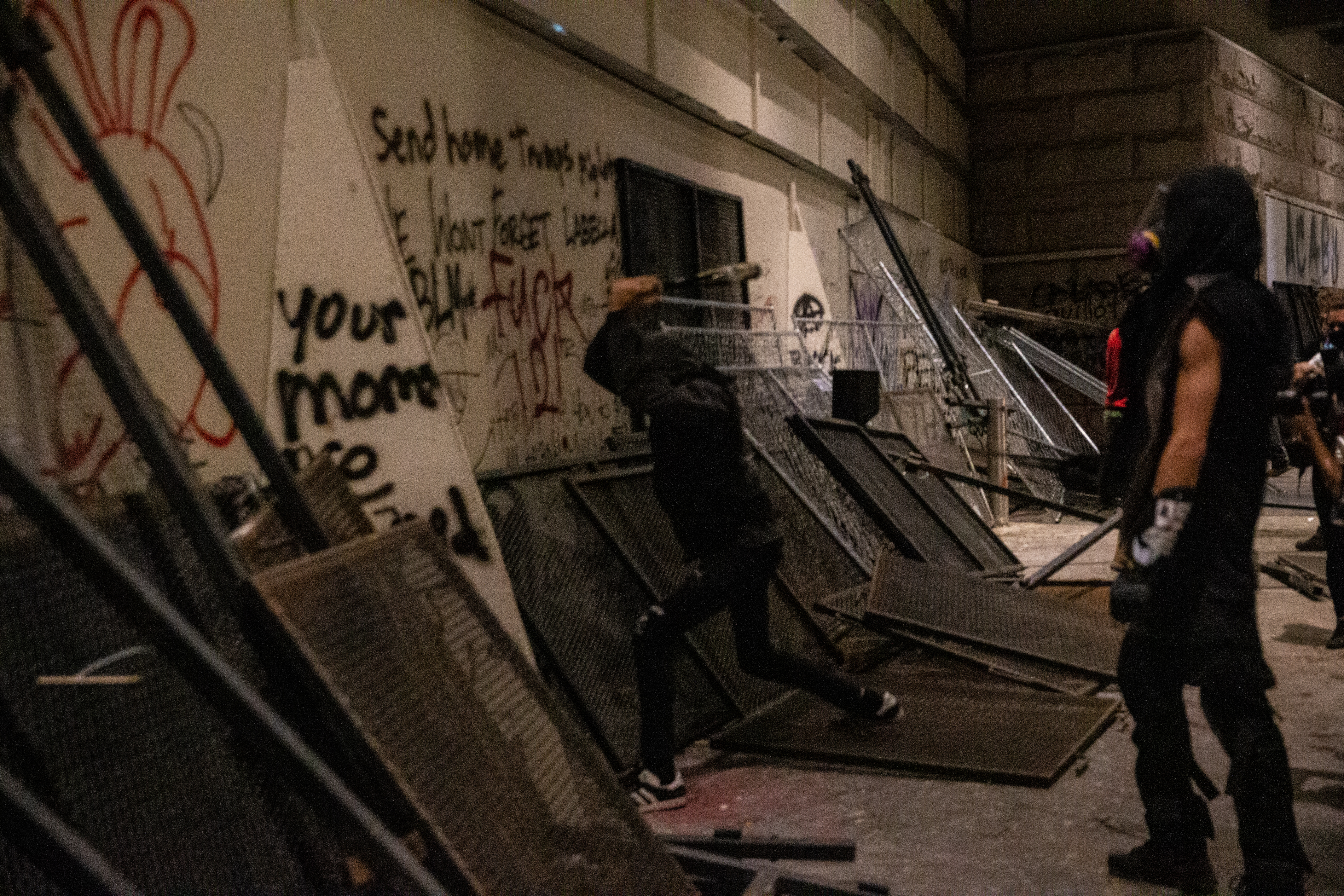 Portland protests continue for 52nd night - oregonlive.com