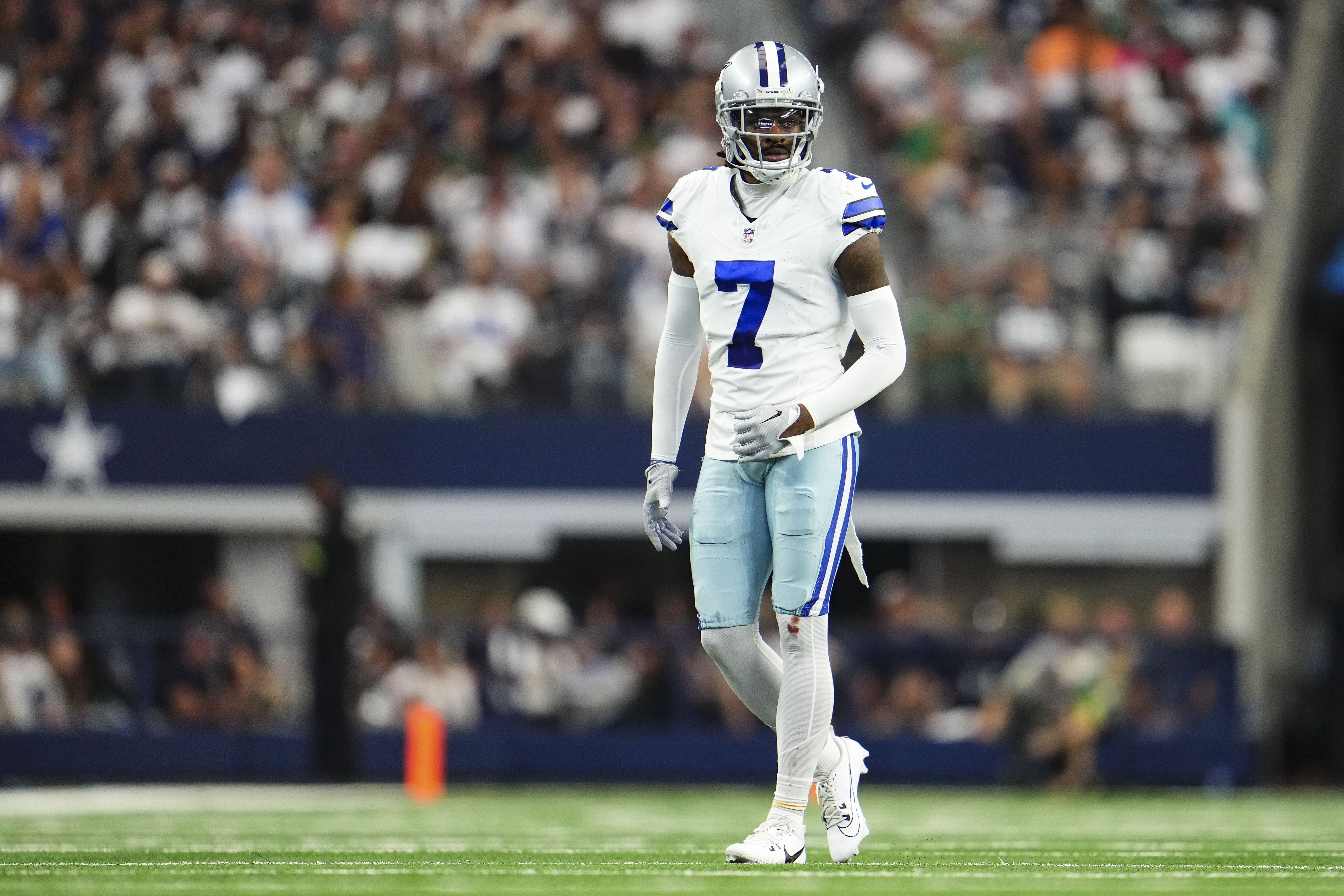 Cowboys' Trevon Diggs tears ACL in practice, could miss season