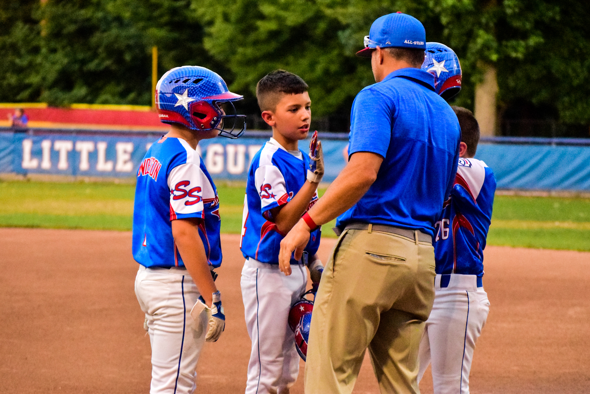 LL NYS Tournament 12s All-Star softball: Controversial play contributes to  South Shore's ousting in semis 