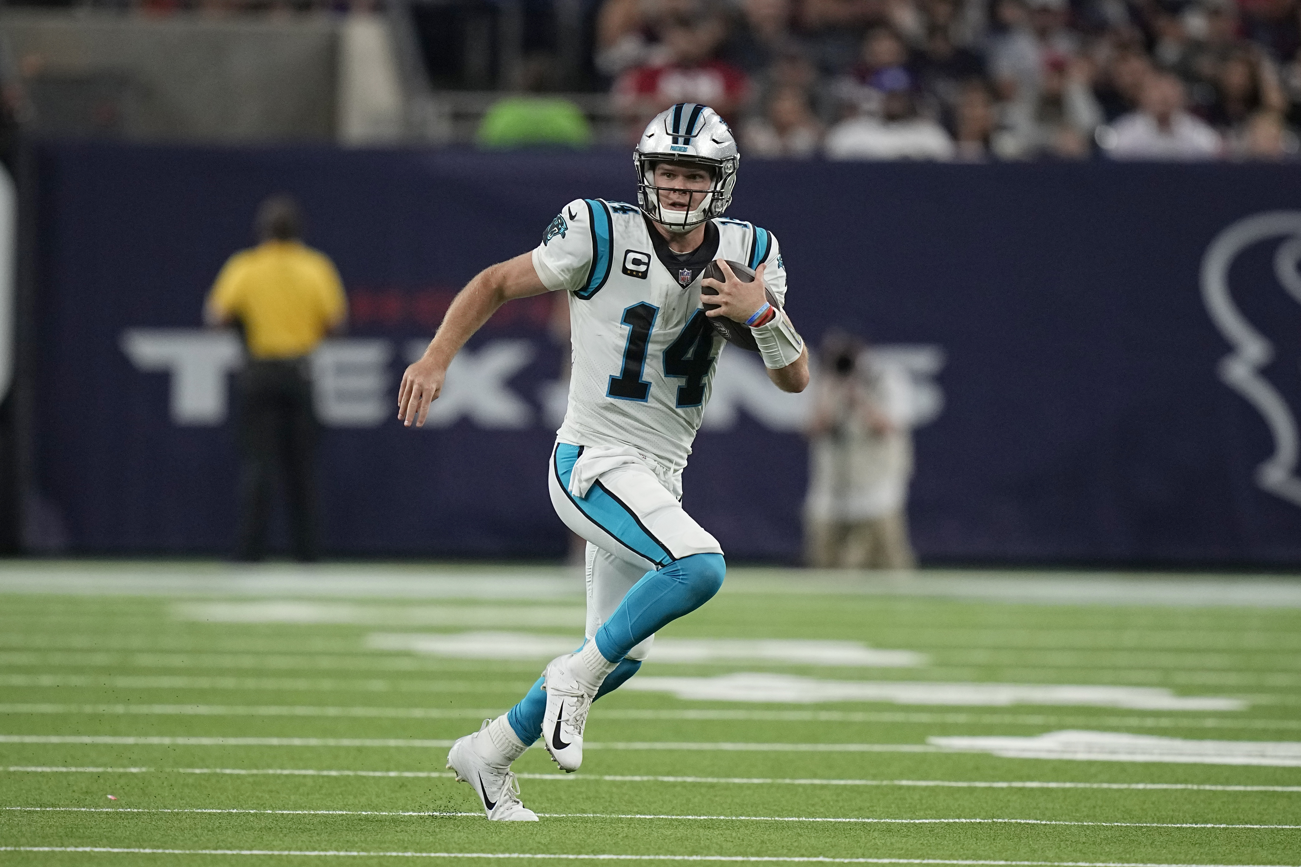 Sam Darnold was good enough in first game with Panthers