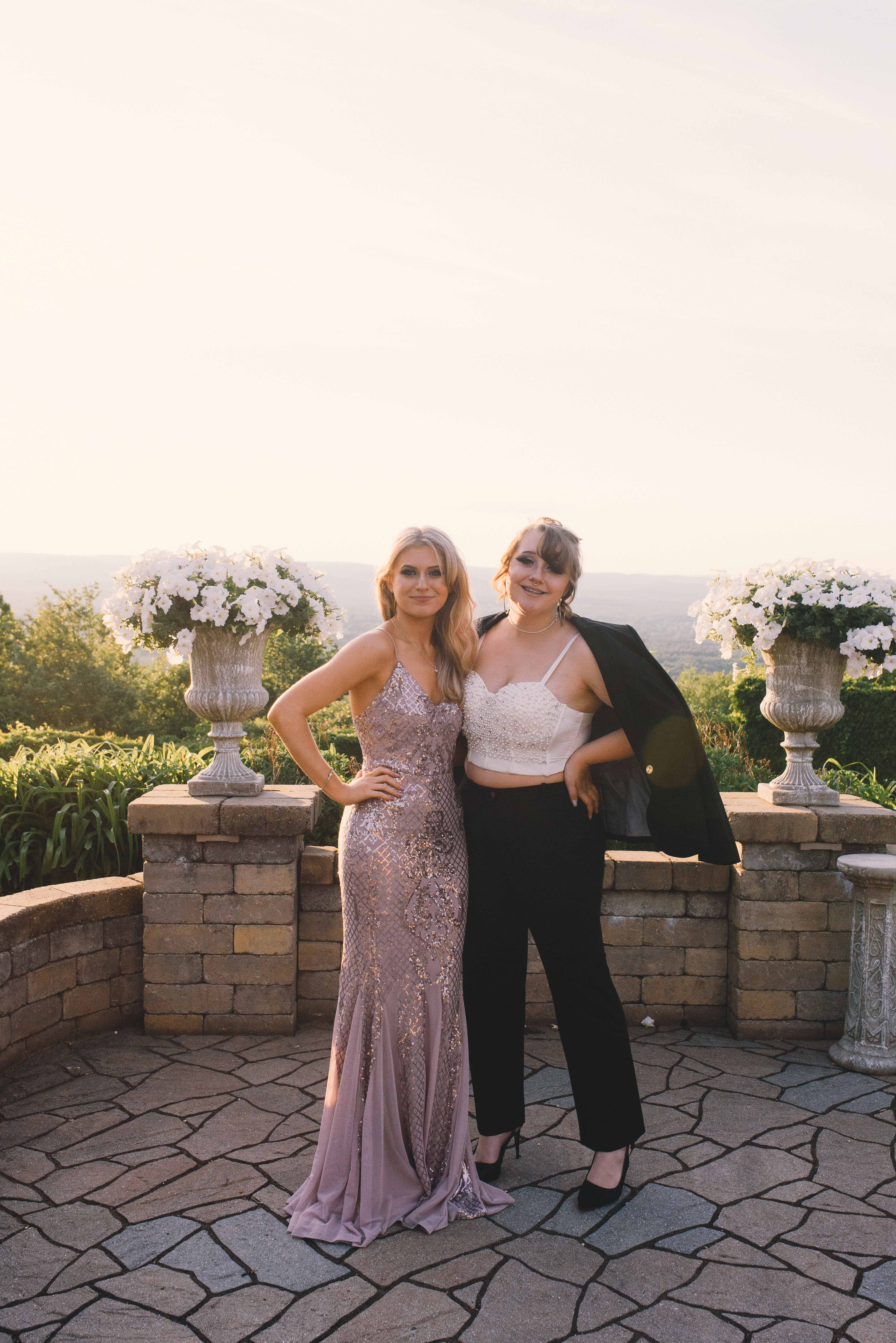 2021 Prom Photos: West Springfield High School Prom at the Log Cabin In ...