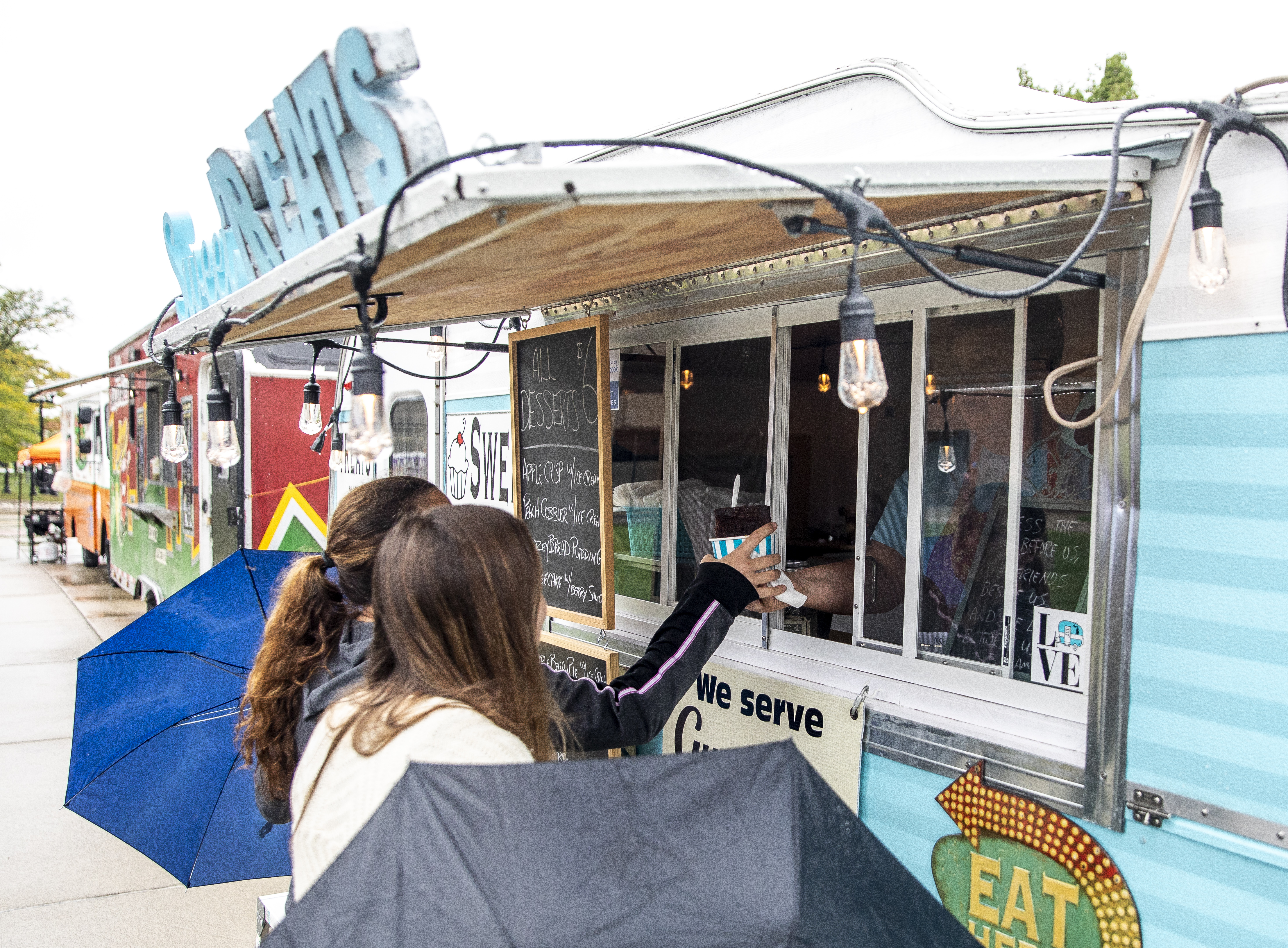 Downtown Saginaw's Food Truck Faceoff returns in June for 2022 summer  season - mlive.com