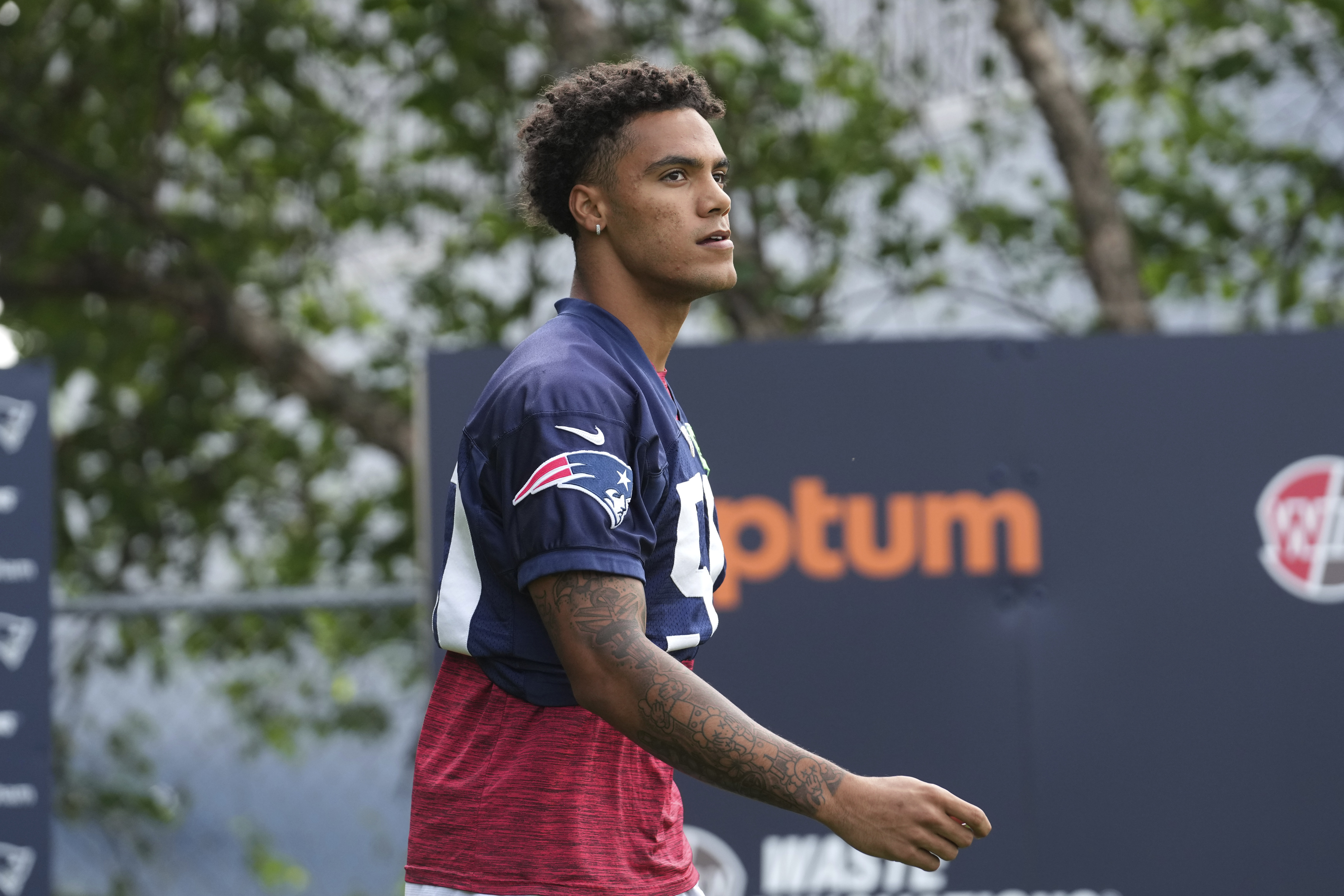 Look Who Showed Up At NFL Training Camp Wearing A Christian T