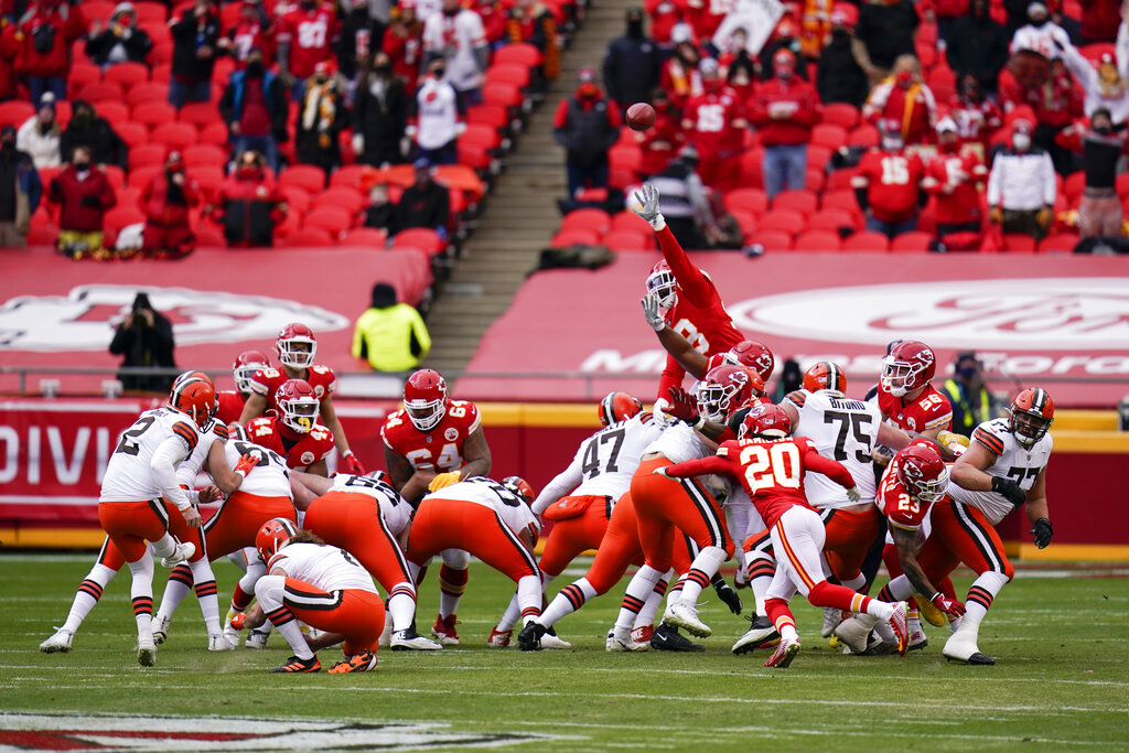 Chiefs' do-over play in 4th quarter of AFC Championship enrages NFL fans