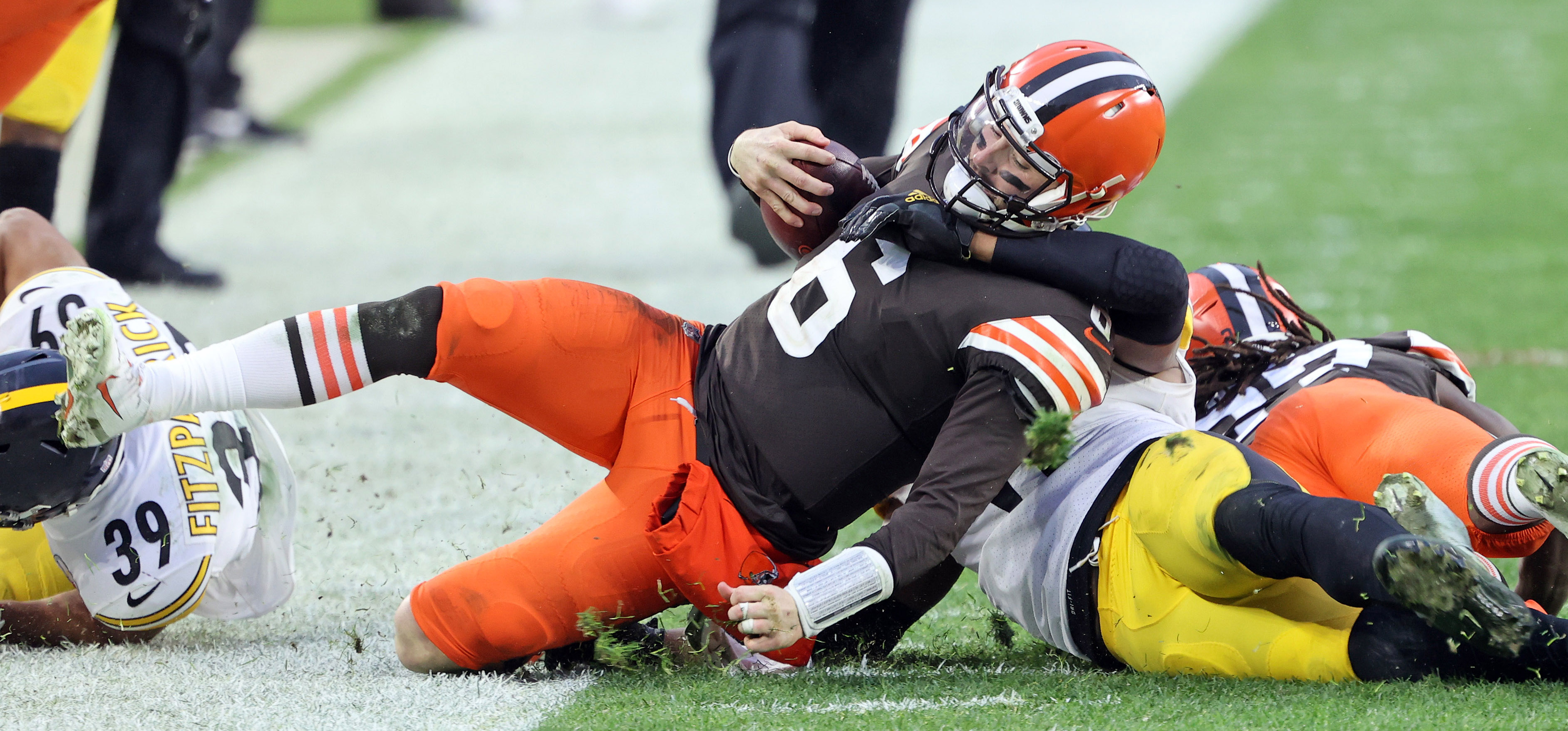 Browns win first playoff game since 1995 with 48-37 triumph over Steelers –  Orange County Register