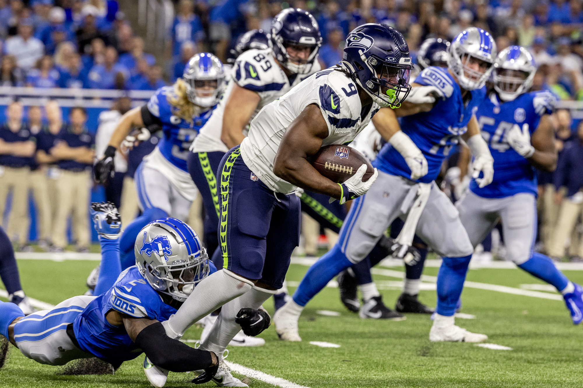 Detroit Lions on X: The Detroit Lions would like to thank the Seattle  Seahawks and their fanbase for donating nearly $20,000 to the Detroit Lions  Foundation in celebration of our win over