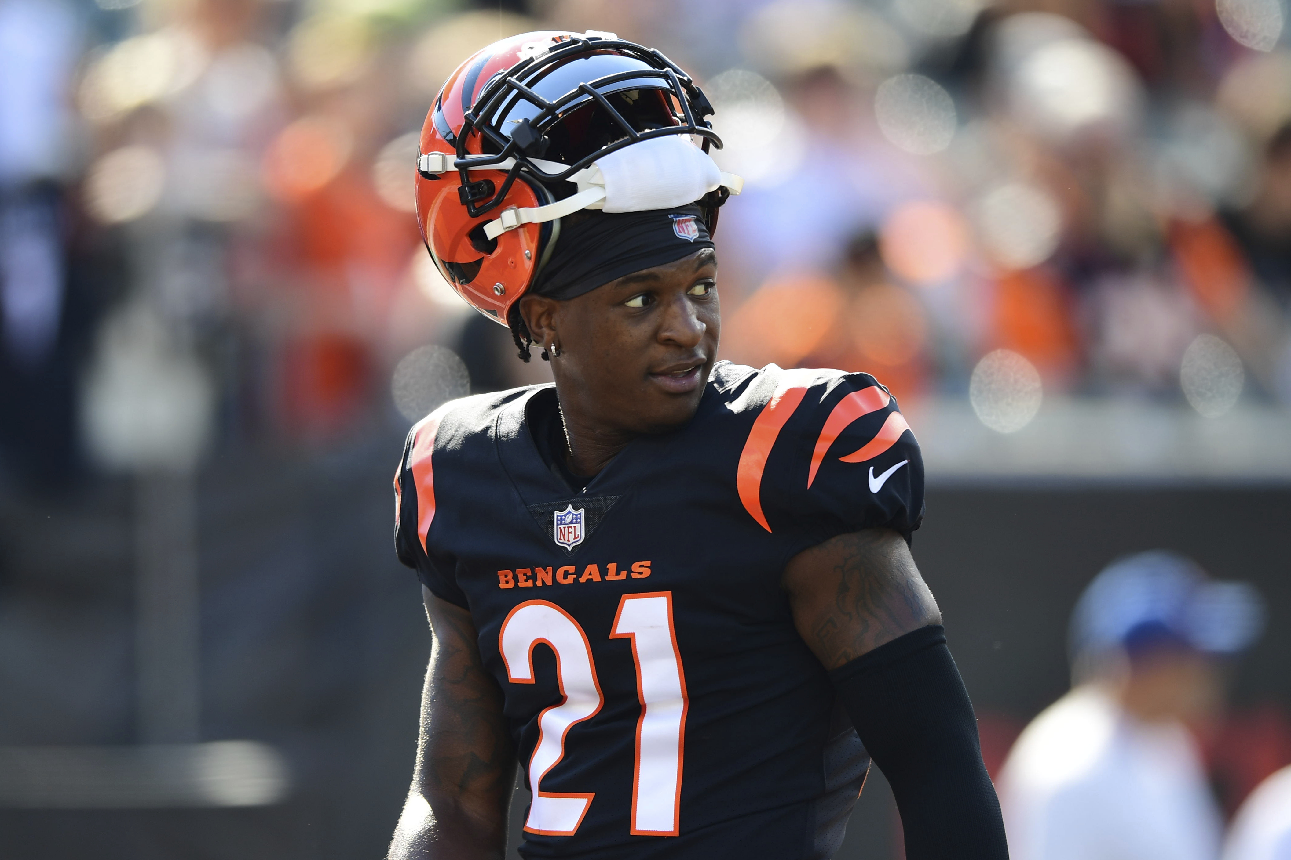 Bengals star seen 'bawling his eyes out' on sideline after