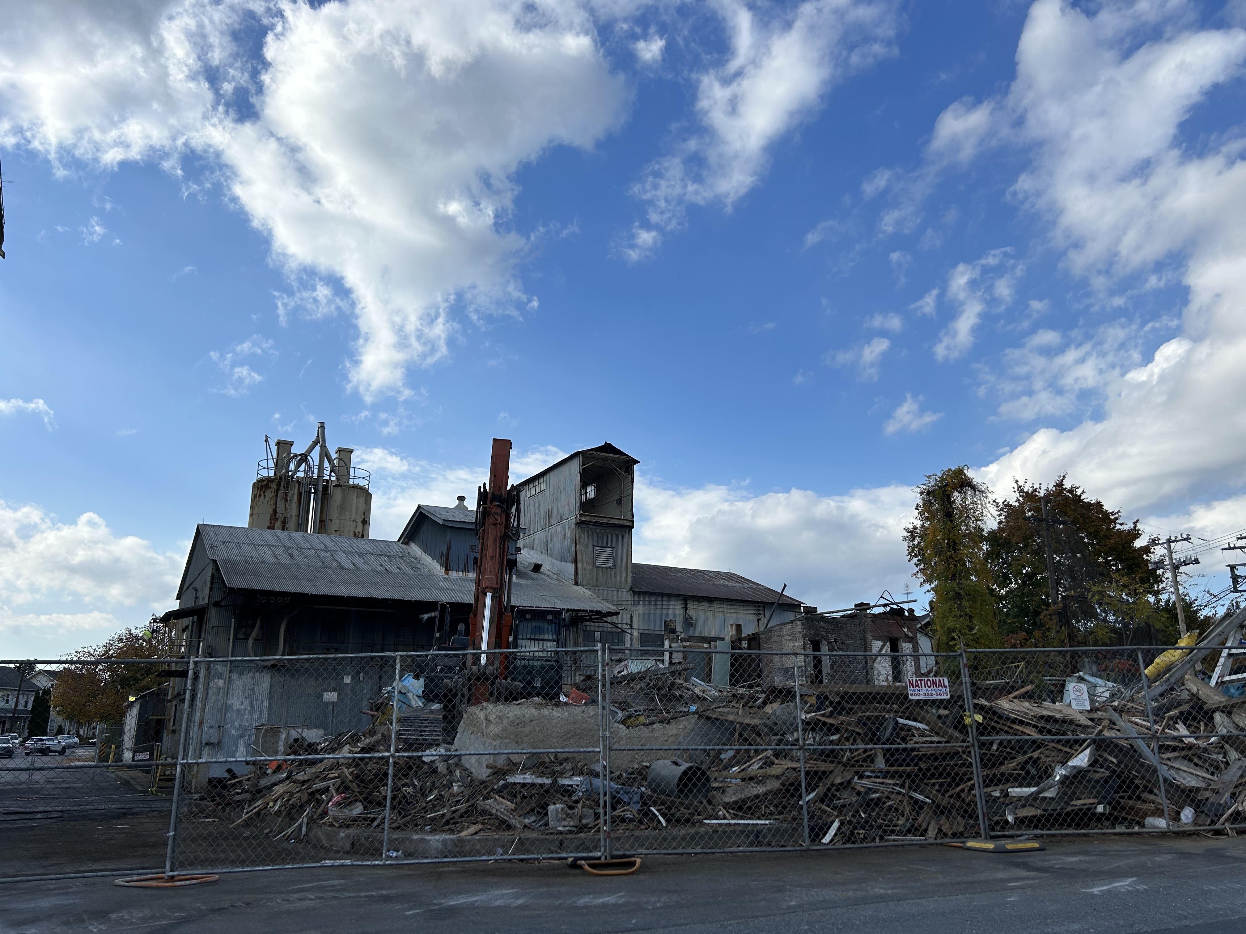 Dauphin County landmark 'slowly falling in disrepair' is being torn down 