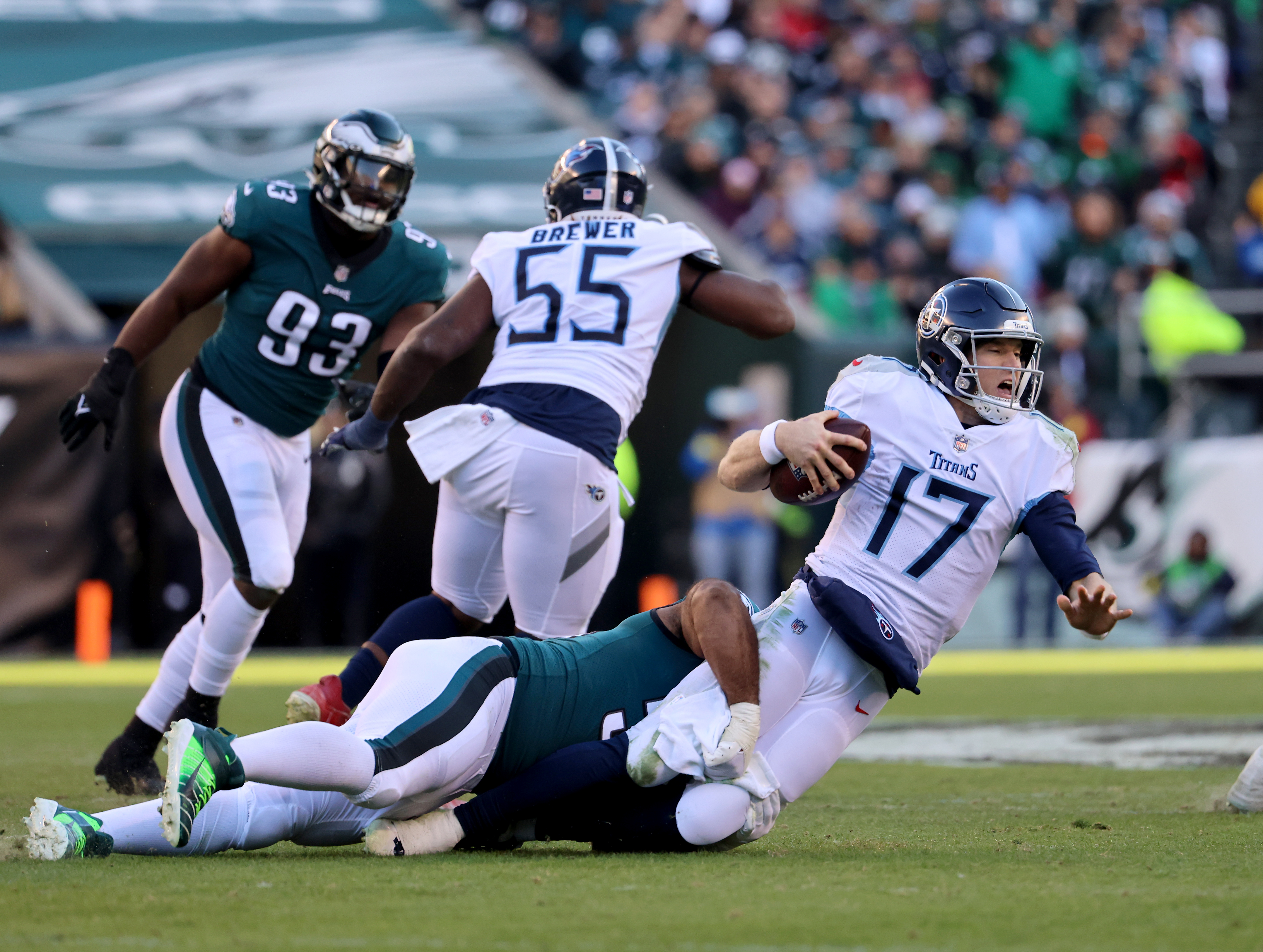 Highlights and Touchdowns: Titans 10-35 Eagles in NFL