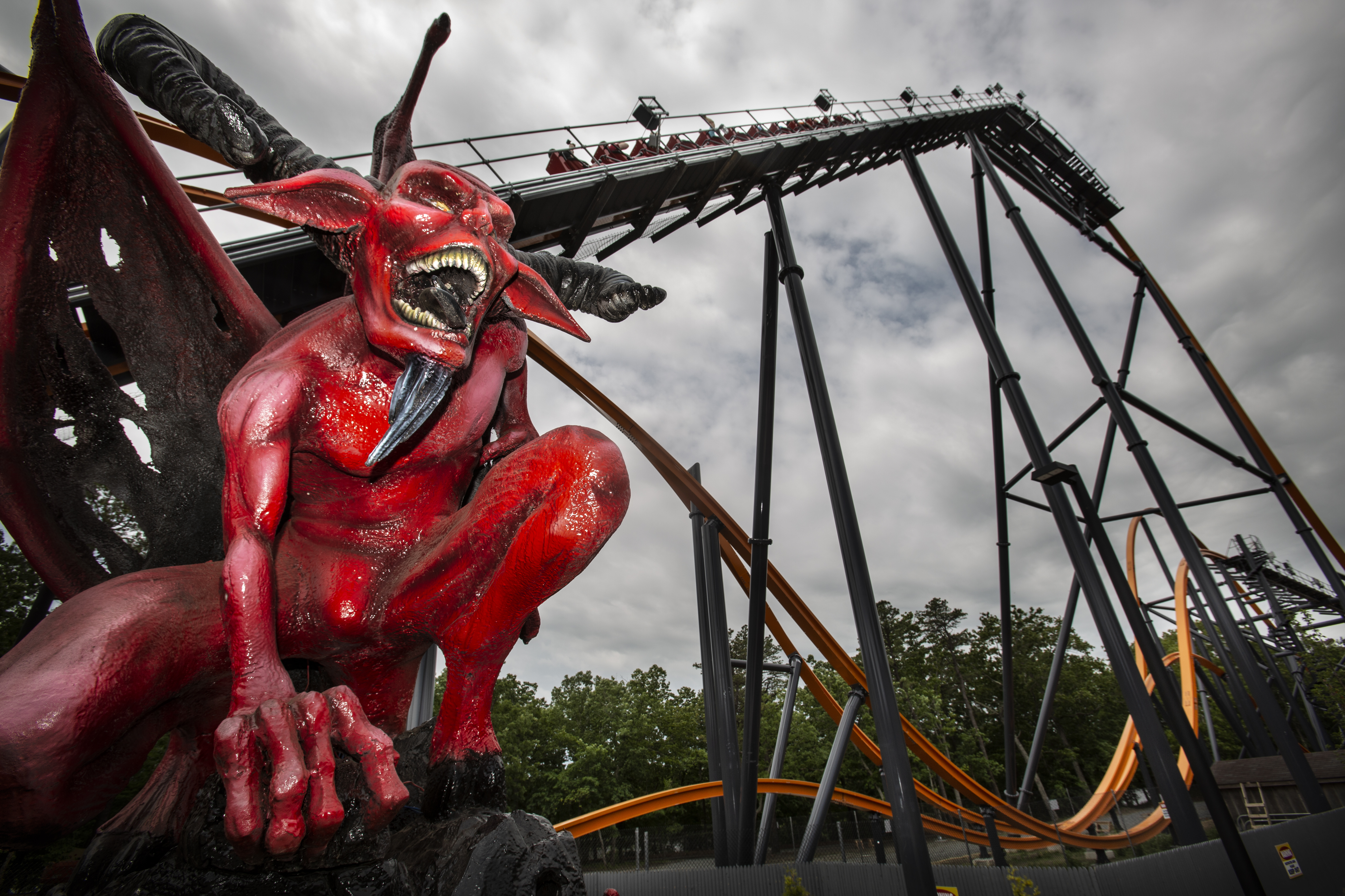Jersey Devil Coaster: Advance/SILive interns try Six Flag's newest ride 