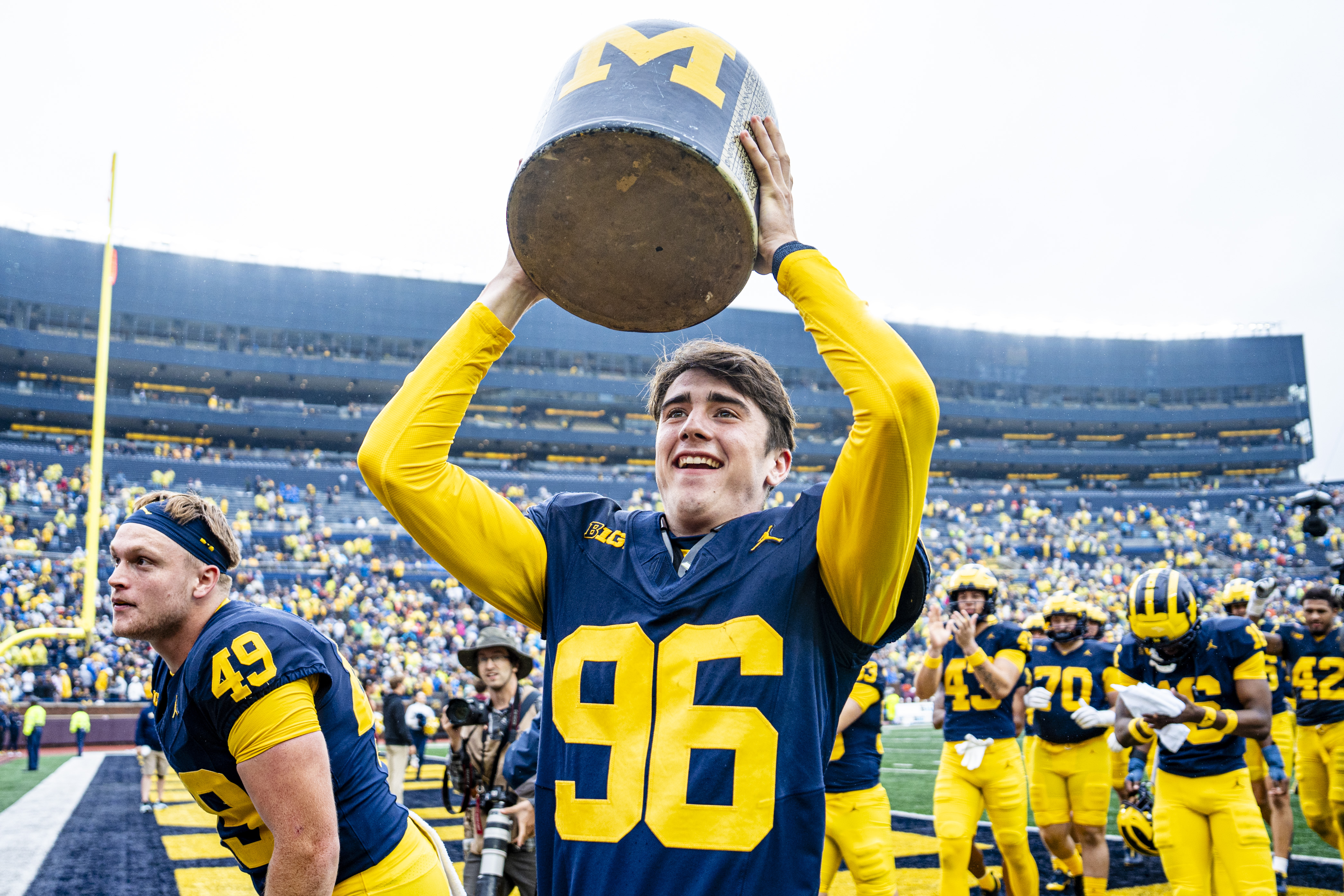 Special teams spark Michigan in victory vs. Minnesota - mlive.com