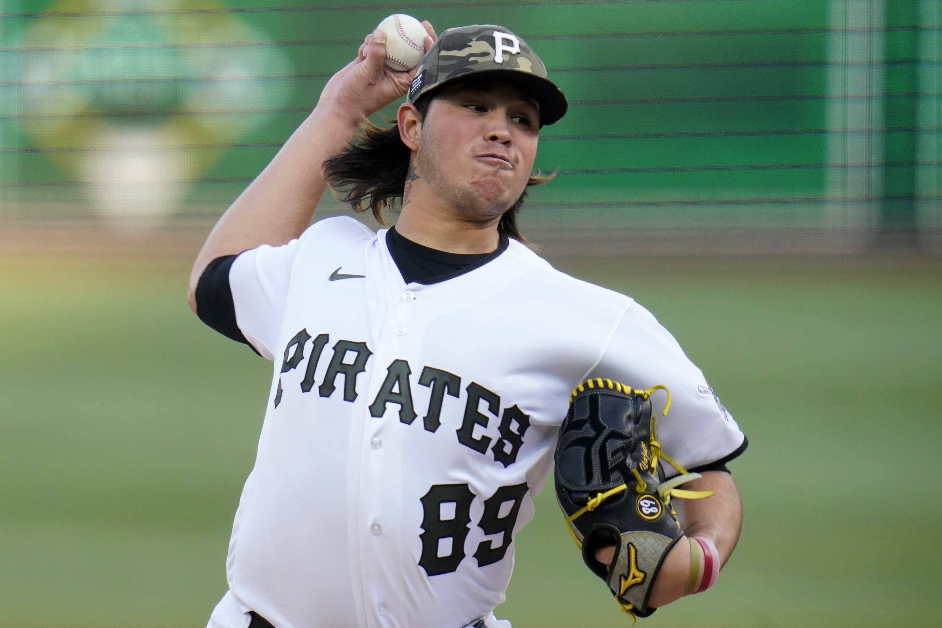 Pirates trade Jameson Taillon to Yankees for four prospects