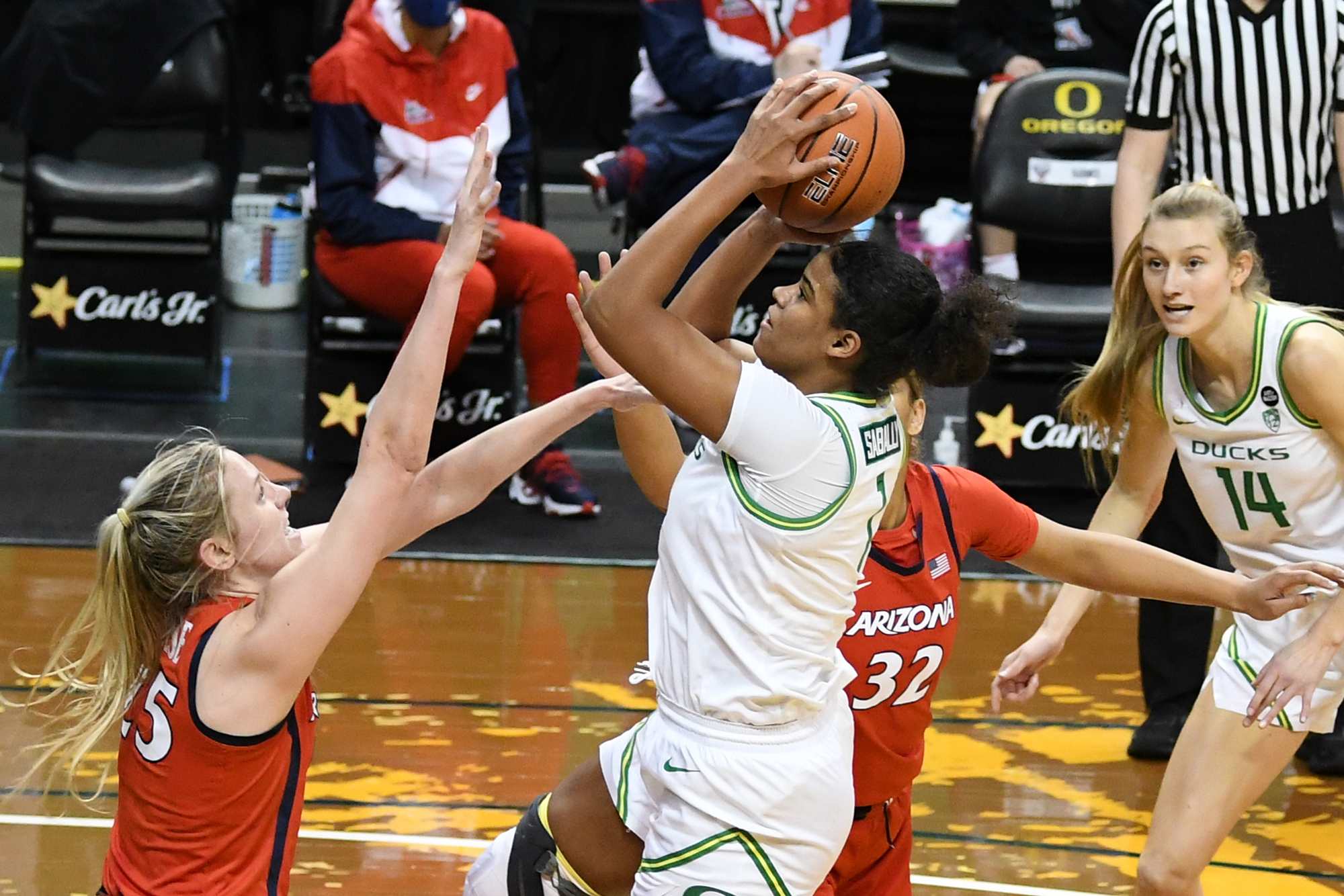 Oregon women’s basketball leading scorer, rebounder Nyara Sabally among