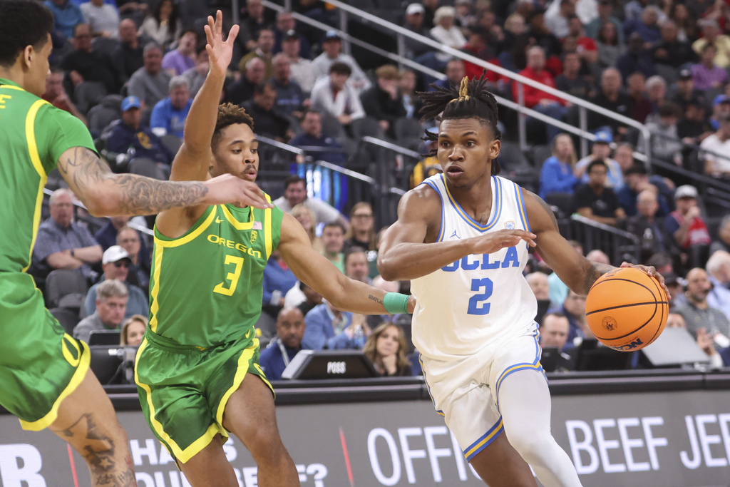 Oregon Ducks Vs. UCLA At Pac-12 Men's Basketball Tournament ...