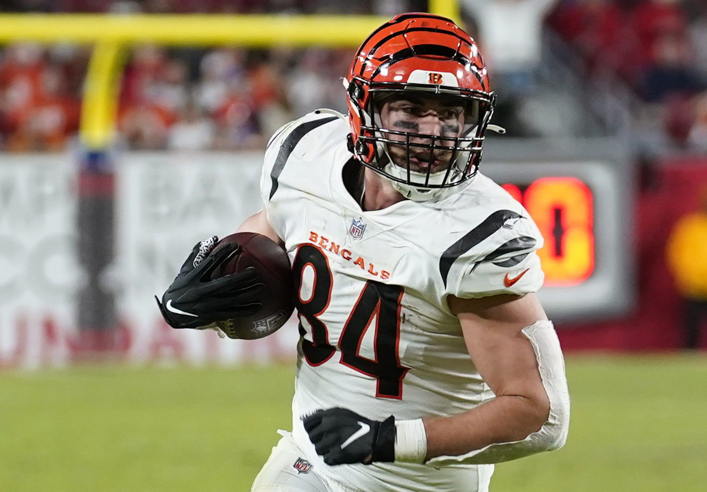 Hayden Hurst might be more difficult to retain than Bengals fans thought