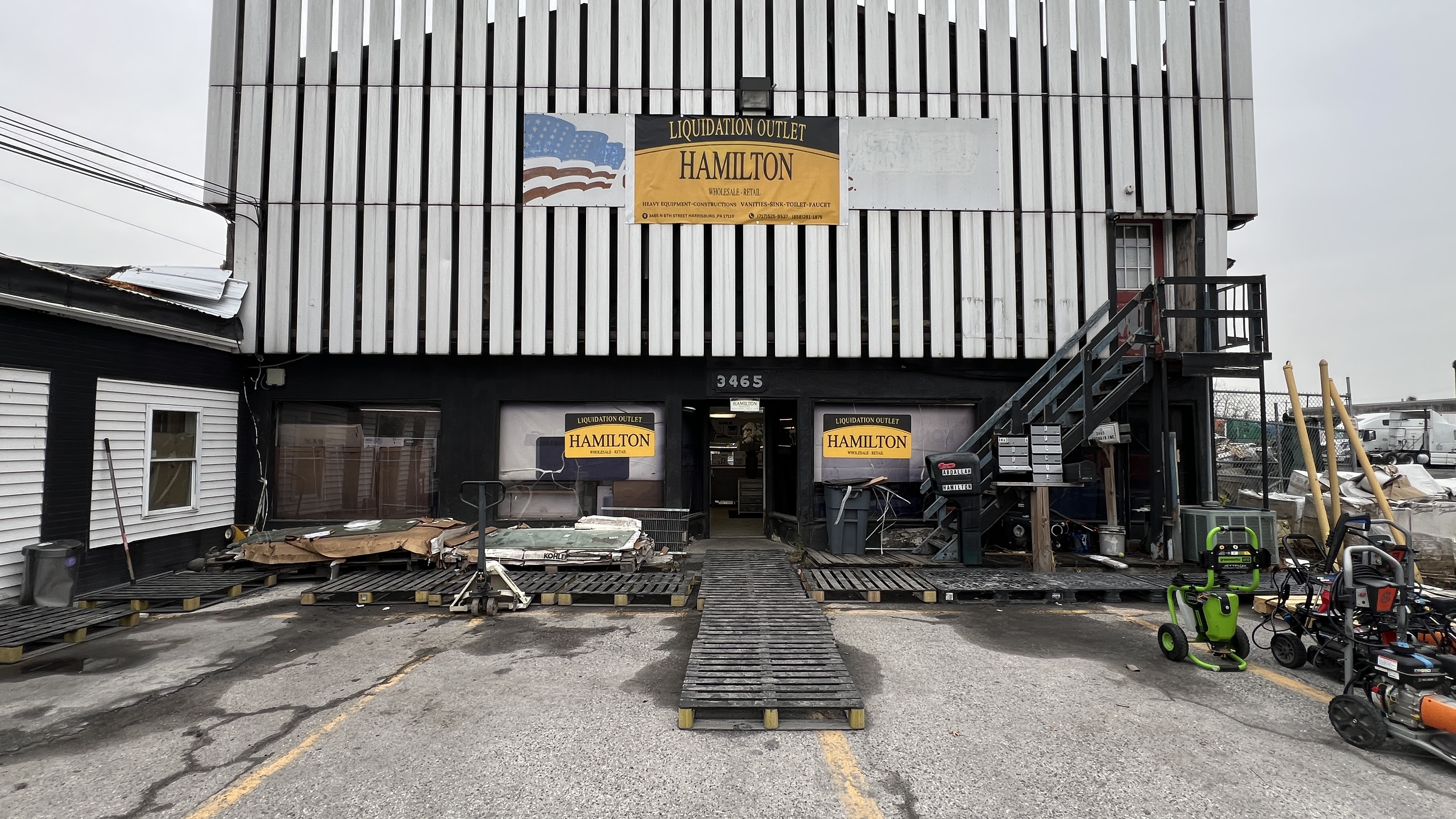 Save money at these 7 Harrisburg-area overstock, bin stores - pennlive.com