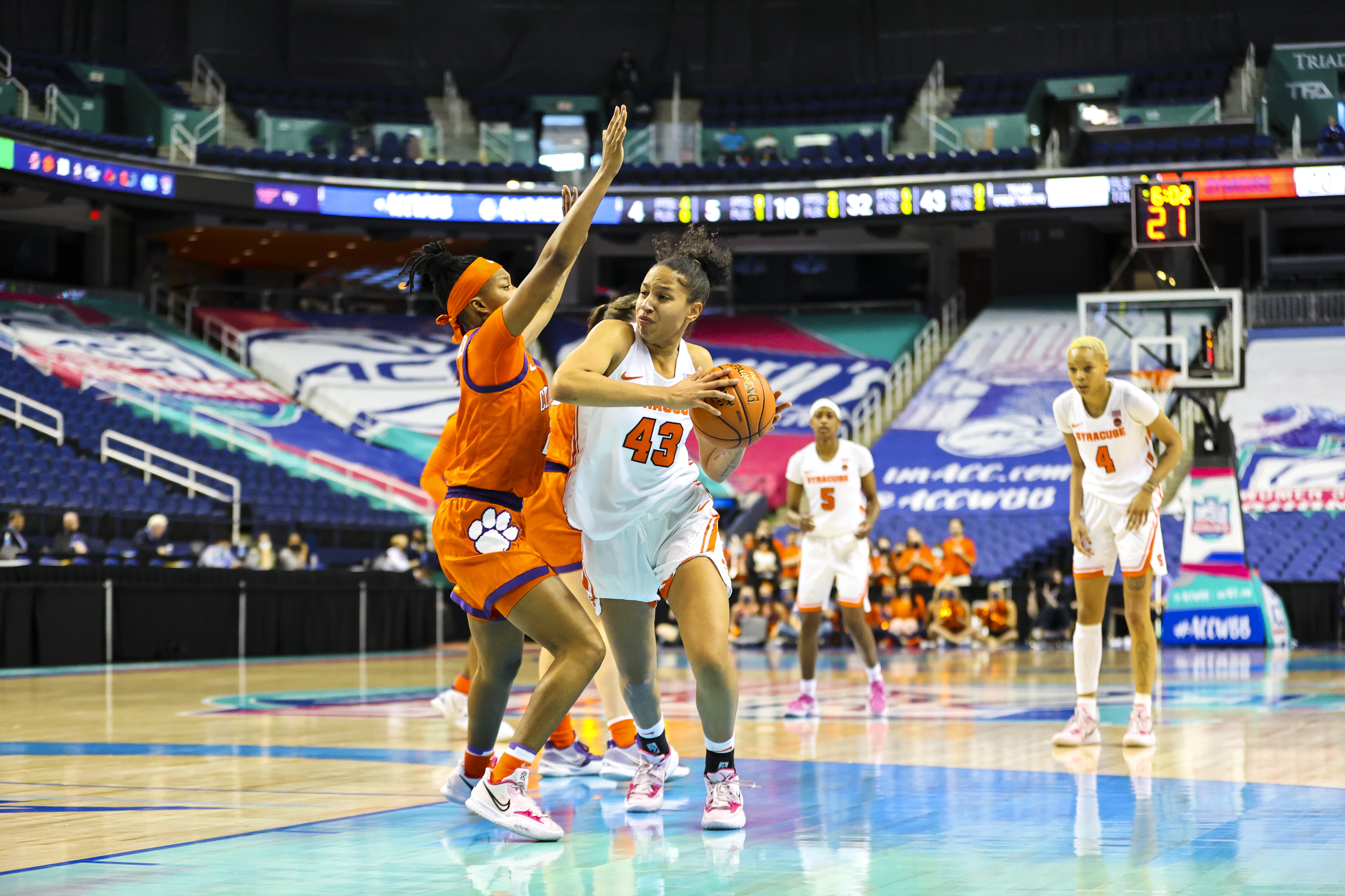 Chrissy Carr chooses Syracuse as her transfer destination