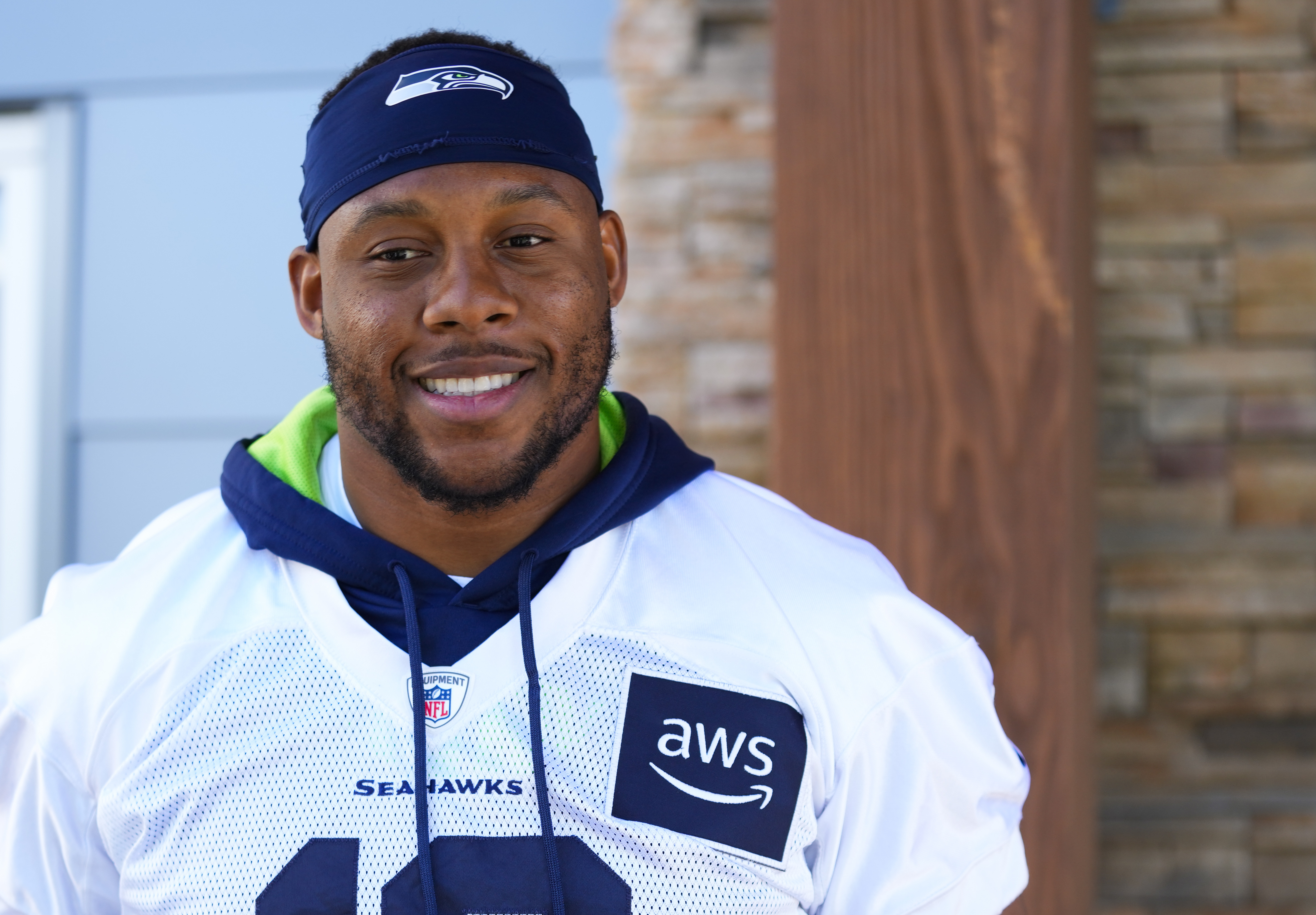 As Seahawks open training camp, rookie Devon Witherspoon unsigned