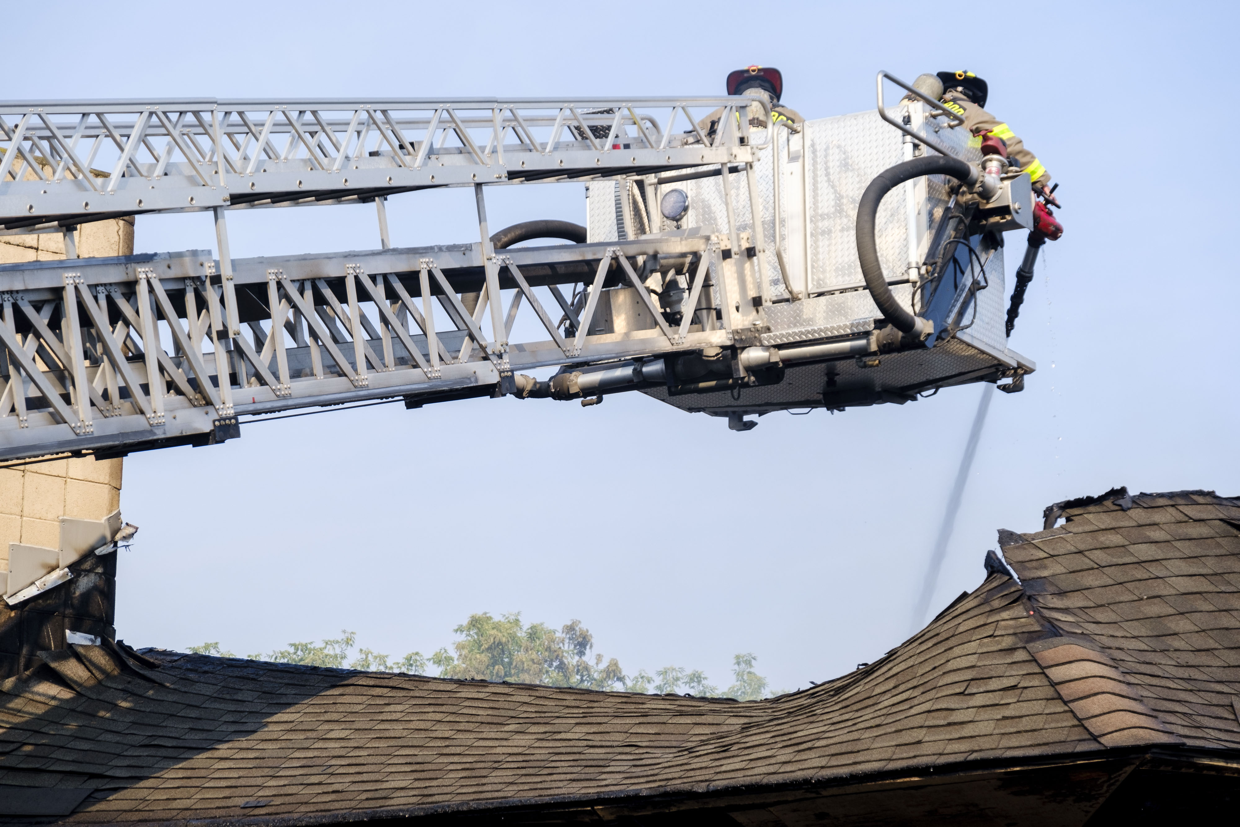 Morning fire destroys clubhouse at Hidden Valley Club Apartments in Ann ...