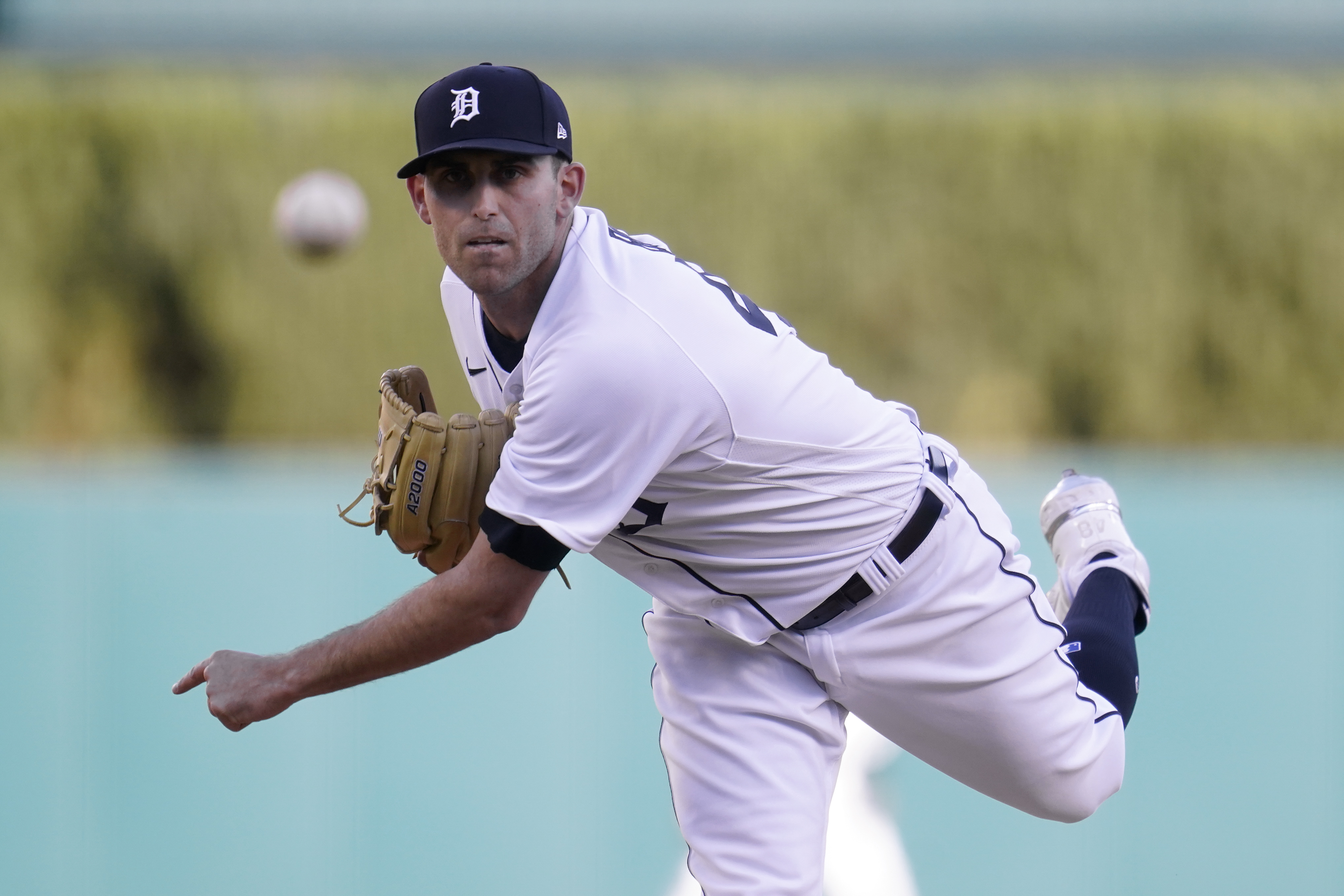 Matthew Boyd of the Detroit Tigers pitches while wearing a special News  Photo - Getty Images