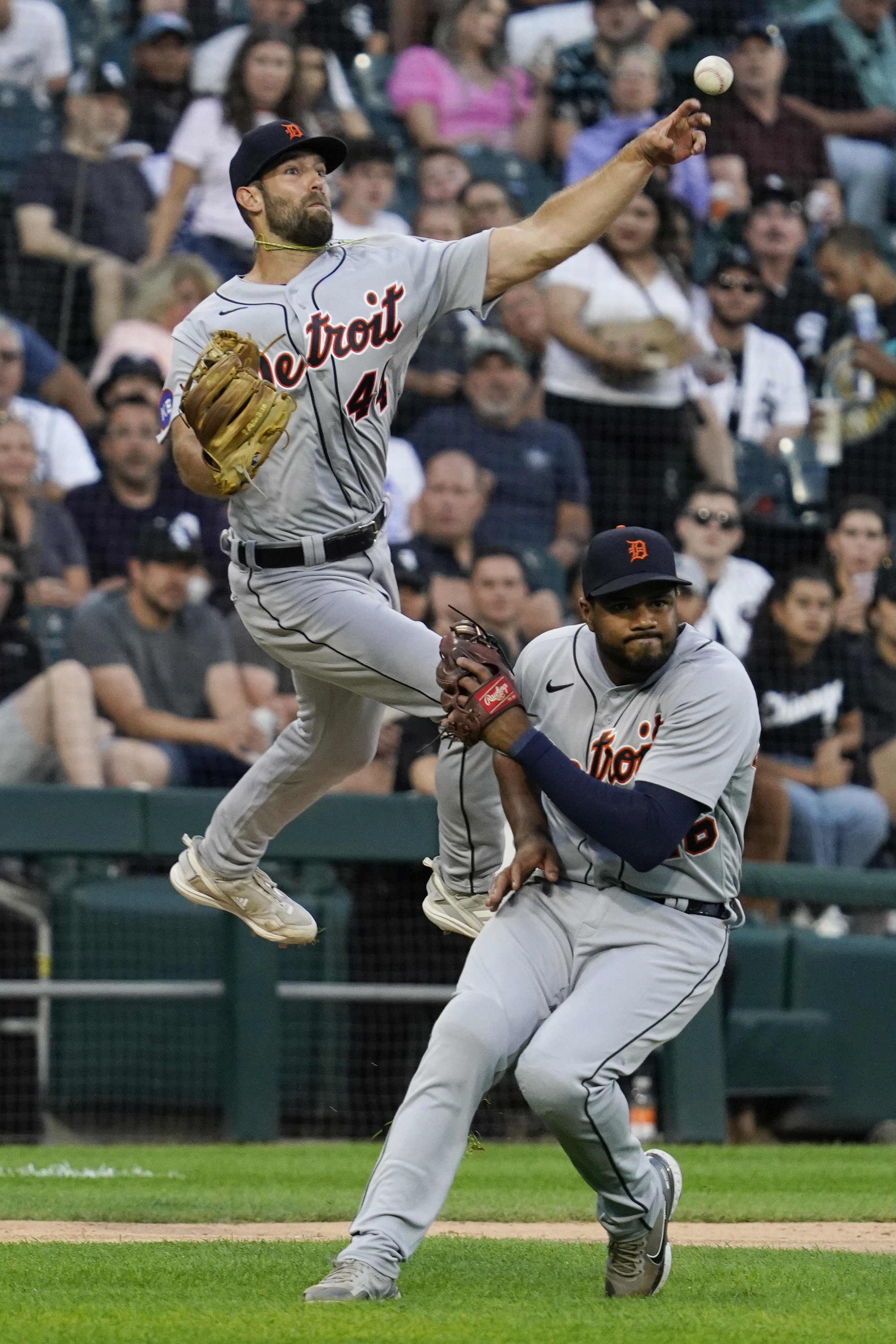 Pitcher Daniel Norris #44 of the Detroit Tigers walks back to the dugout at  the end of the second inni…