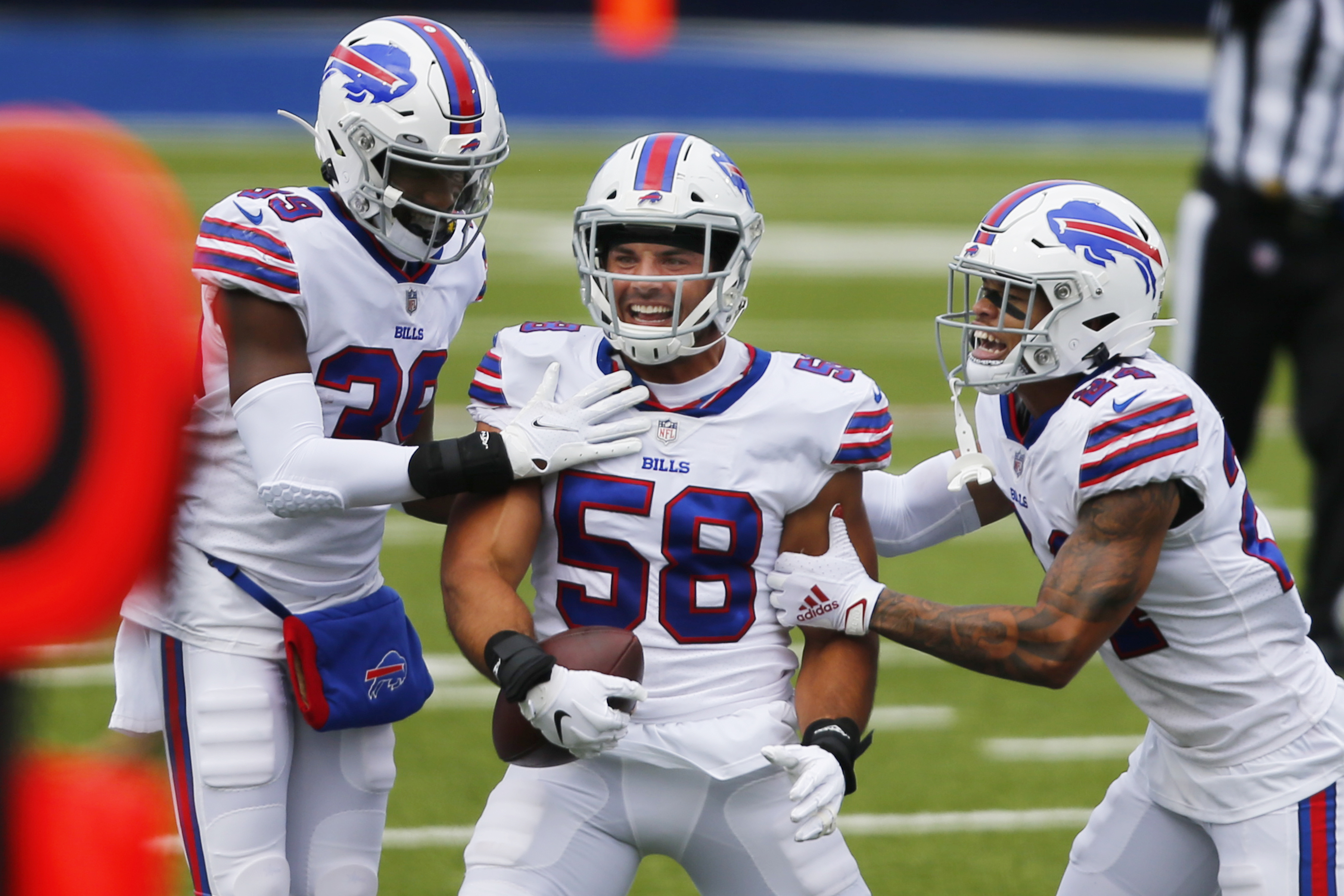 Matt Milano to stay with Bills after all: What his surprise contract  extension means - Sports Illustrated Buffalo Bills News, Analysis and More