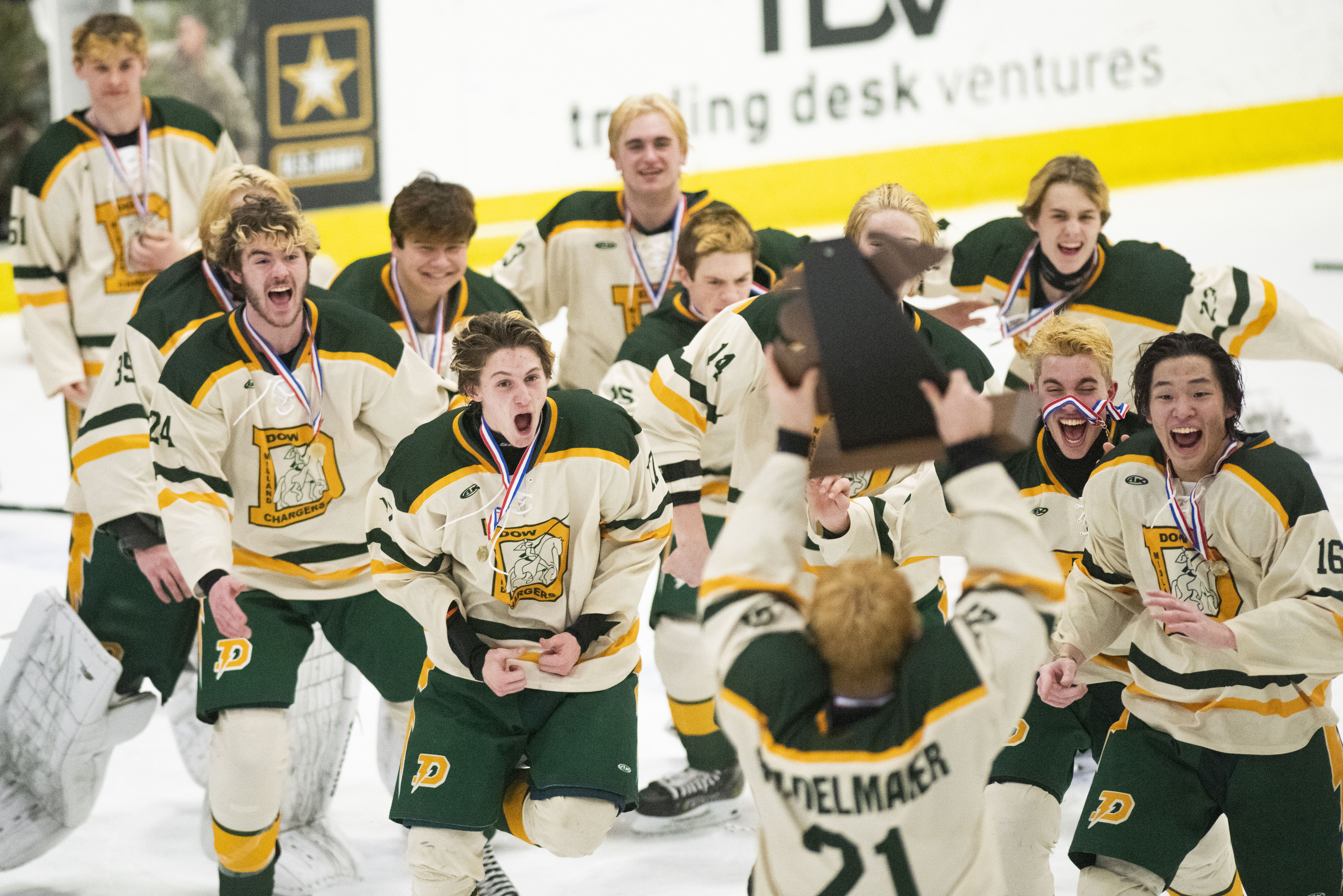 MHSAA raises enrollment cap for co-op hockey teams, considers change in  playoff divisions - mlive.com