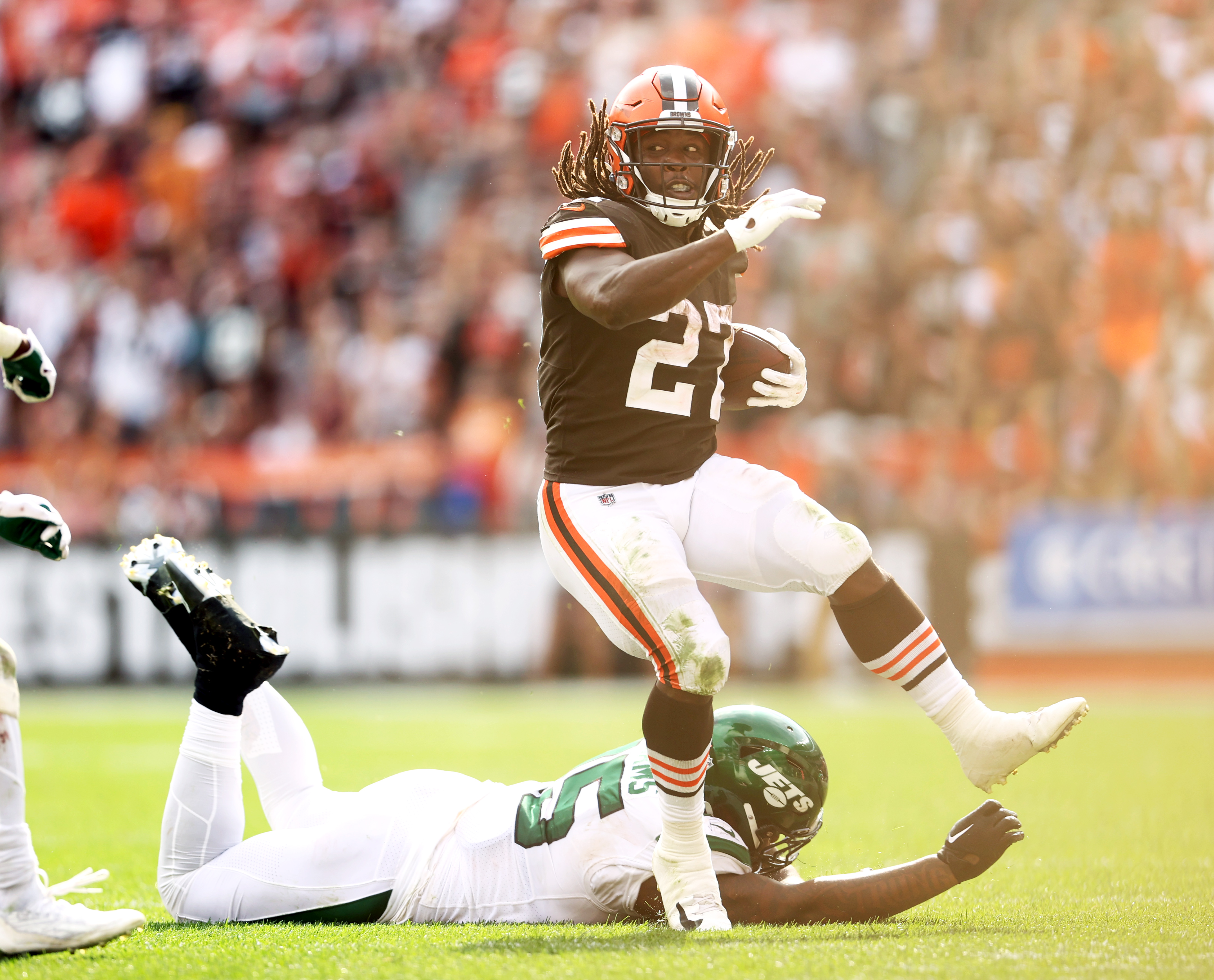 Browns' Nick Chubb among star running backs discussing devalued position on  Zoom call – News-Herald