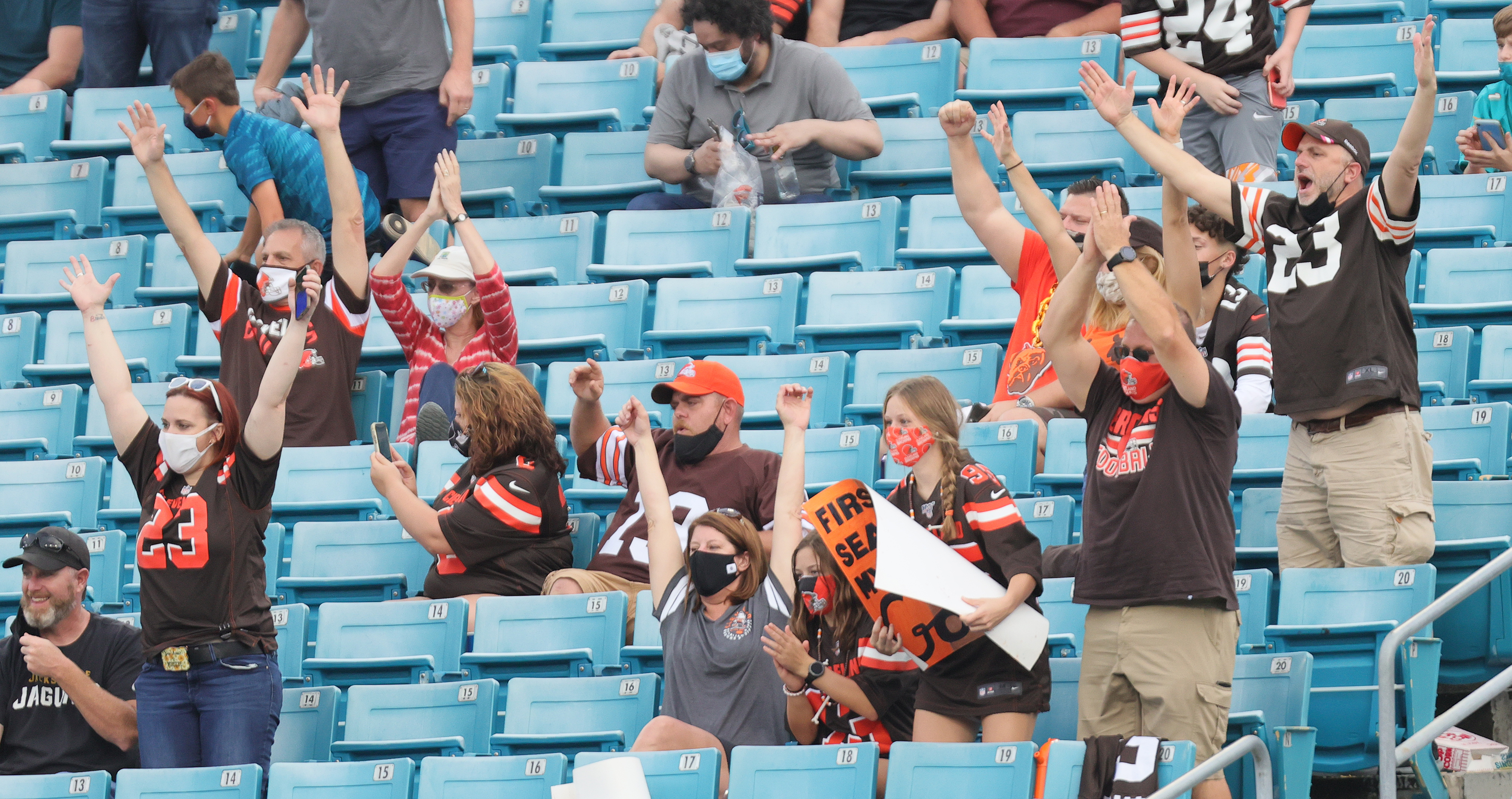 Cleveland Browns Fans Preseason Info: Purse policy, metal