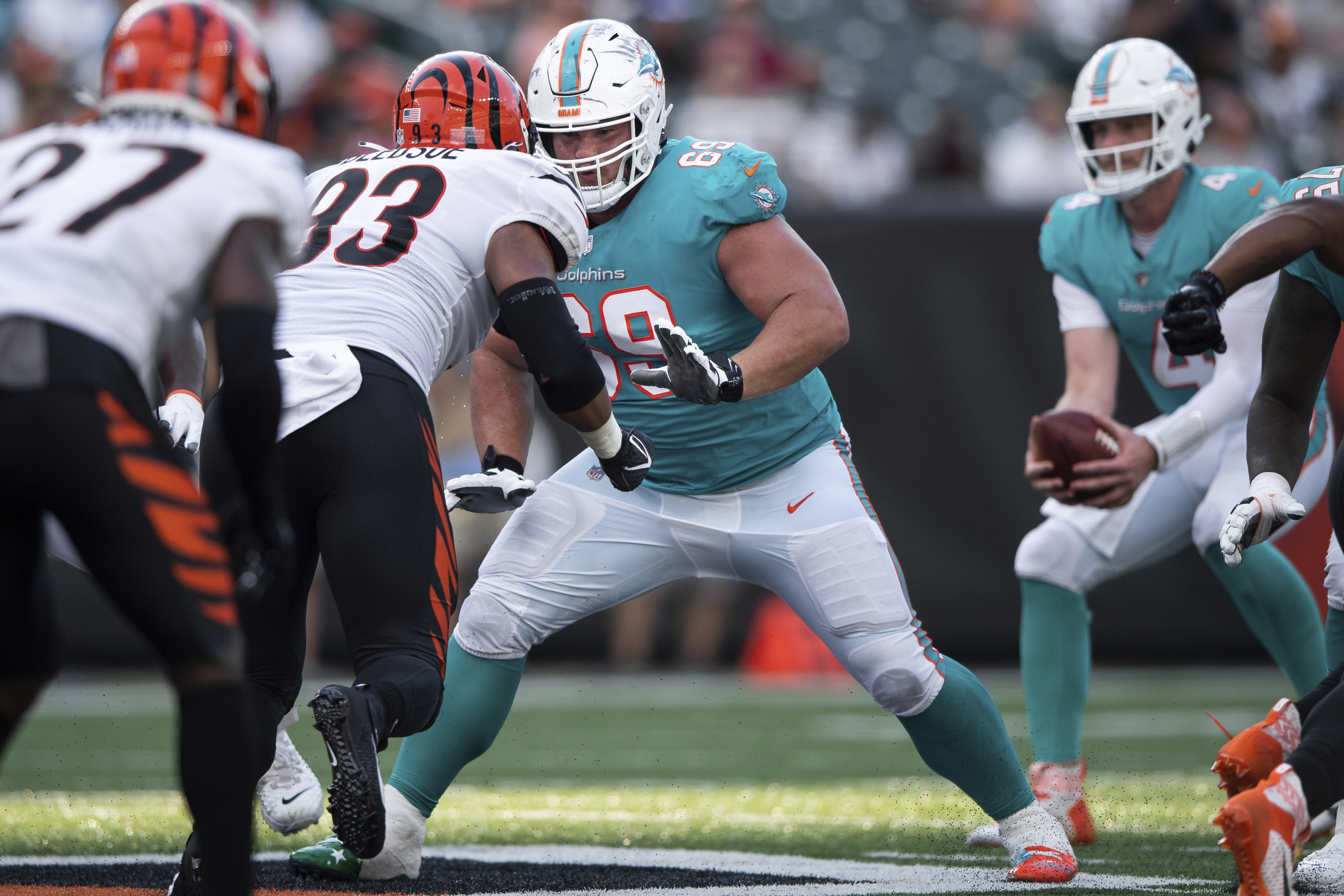 2022 NFL DFS Week 4 FanDuel Showdown Top Picks : Dolphins vs Bengals