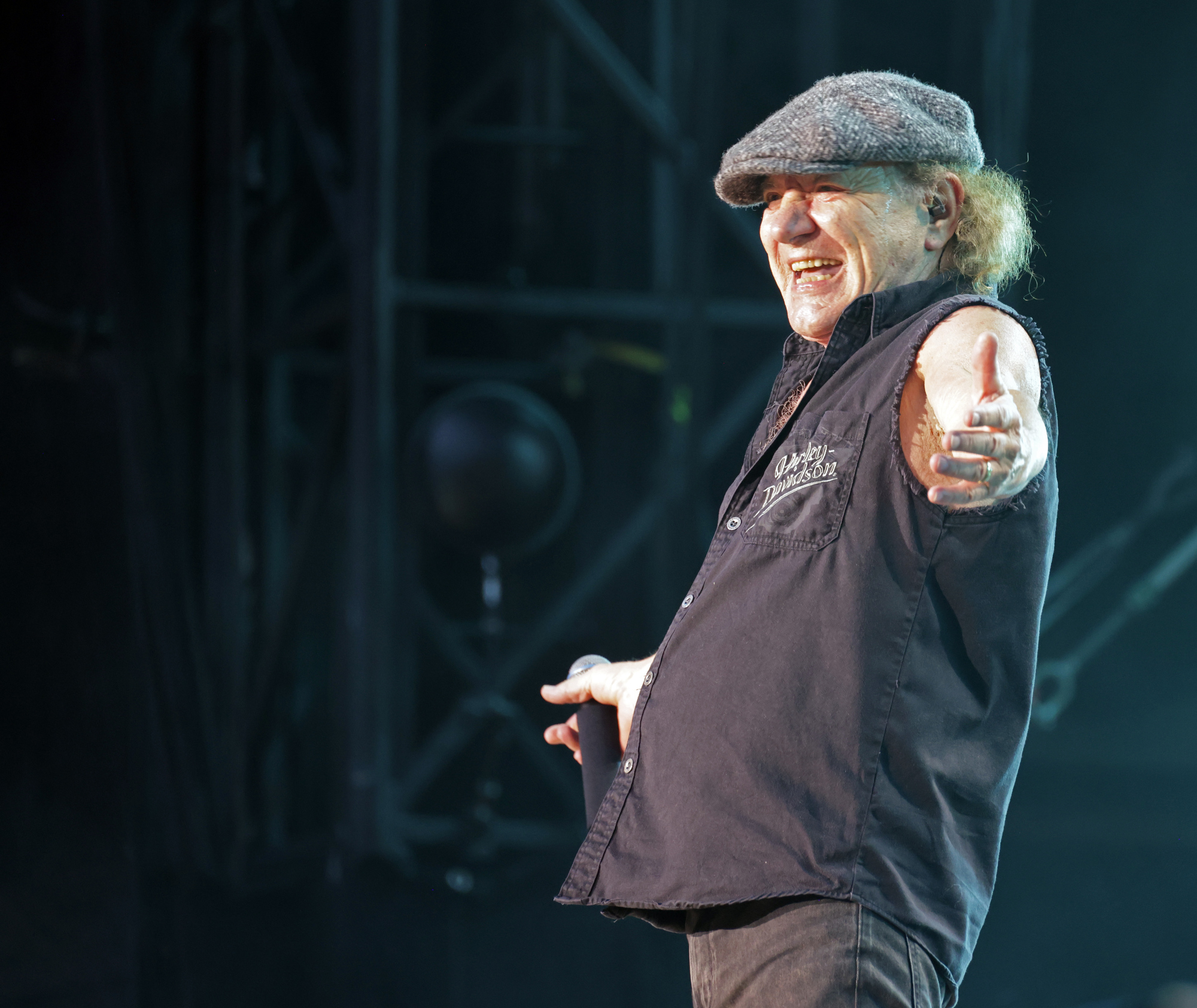 AC/DC closes out US Power Up 2025 tour in Cleveland - cleveland.com