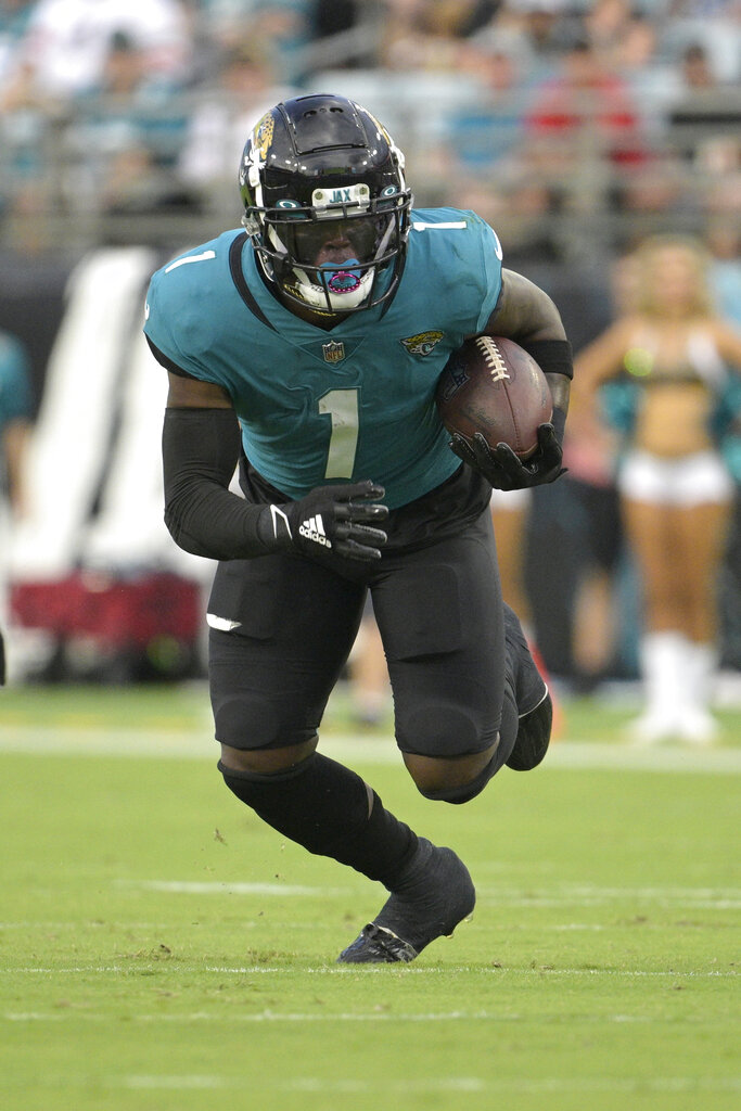 JACKSONVILLE, FL - AUGUST 12: Jacksonville Jaguars wide receiver Zay Jones ( 7) runs with the ball during the game between the Cleveland Browns and the Jacksonville  Jaguars on August 12, 2022 at