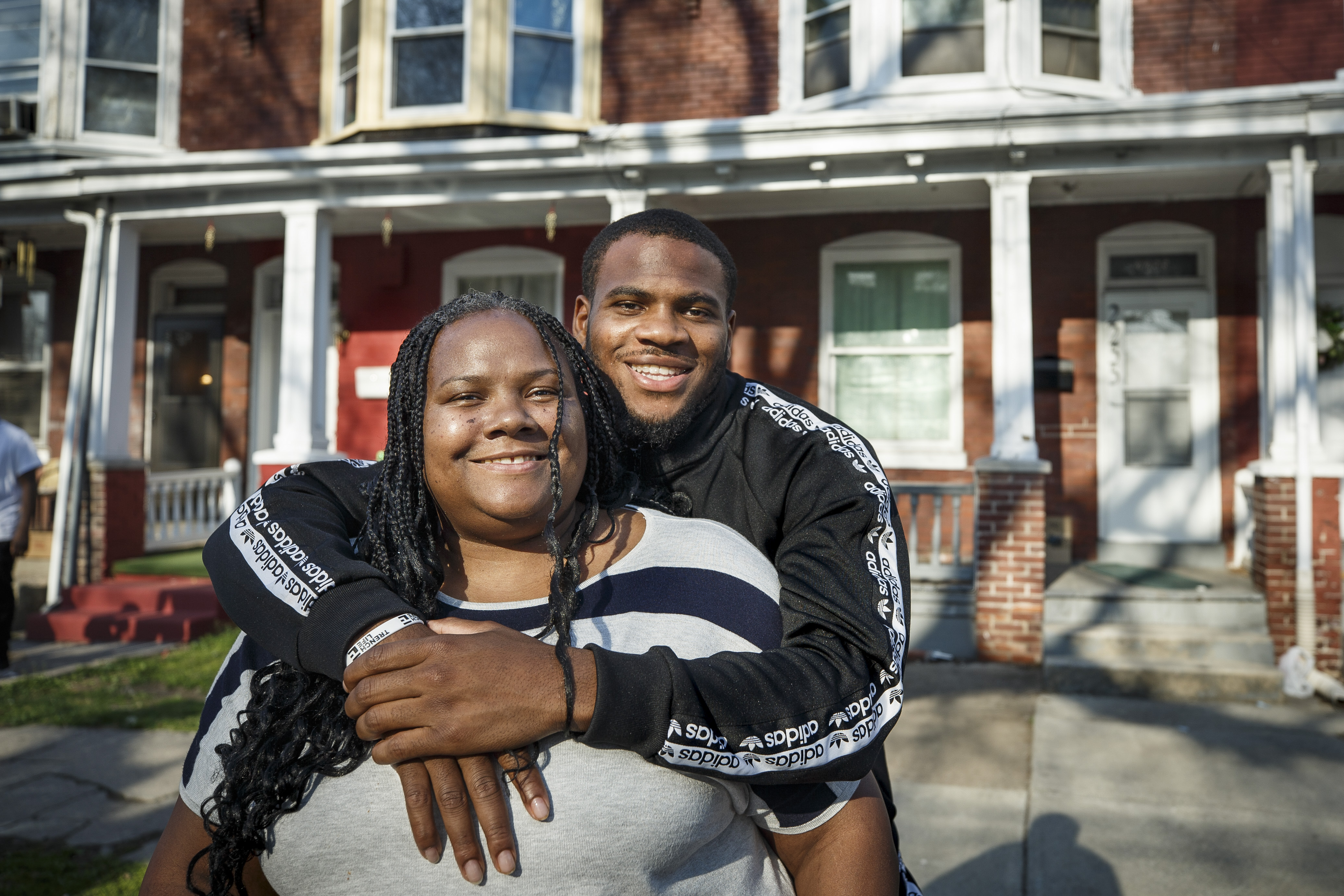 Micah Parsons surprises mother with new home in Dallas - pennlive.com