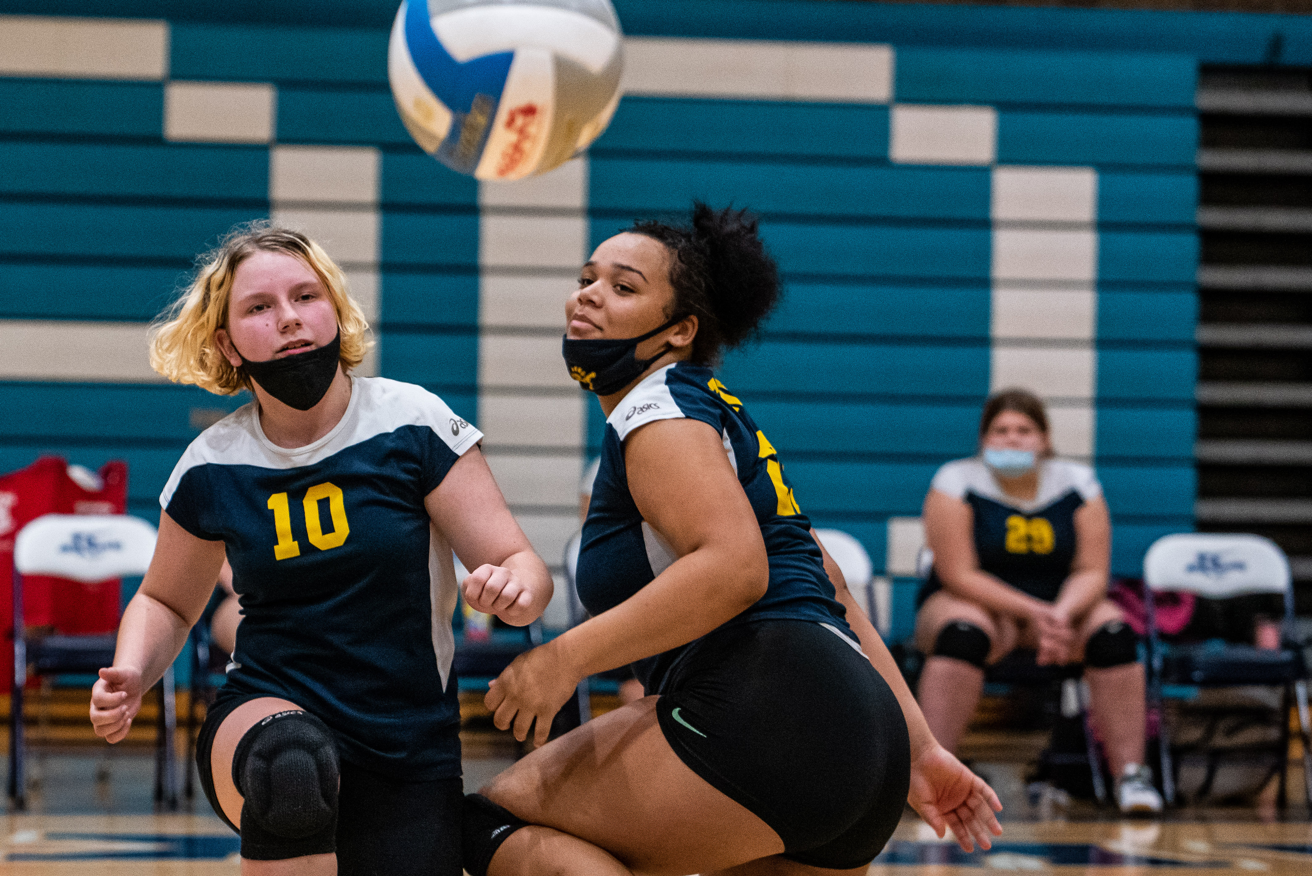 Photos from Hamady s win over Burton Bendle volleyball mlive