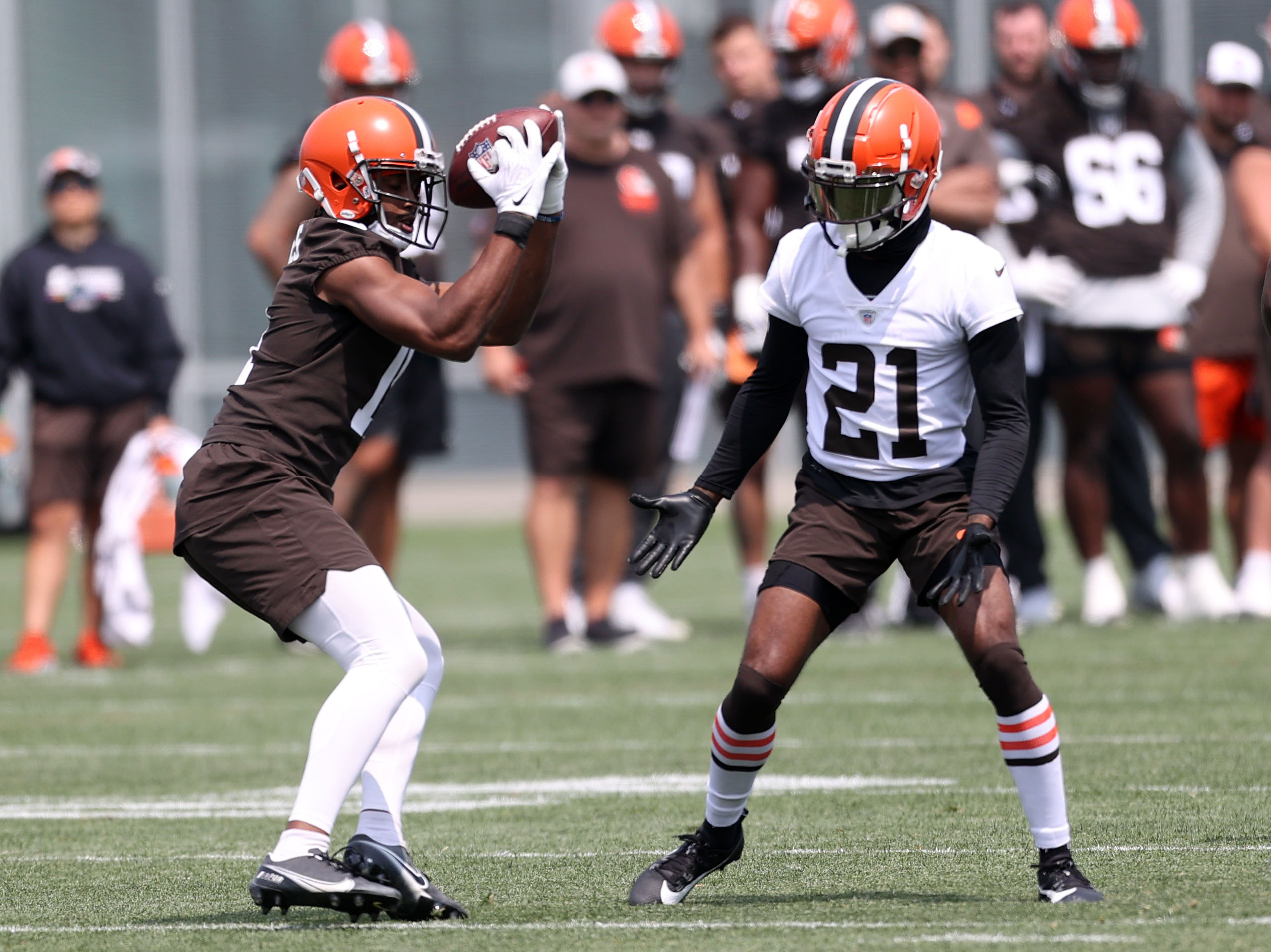 Denzel Ward will play Sunday when the Browns battle the Bengals