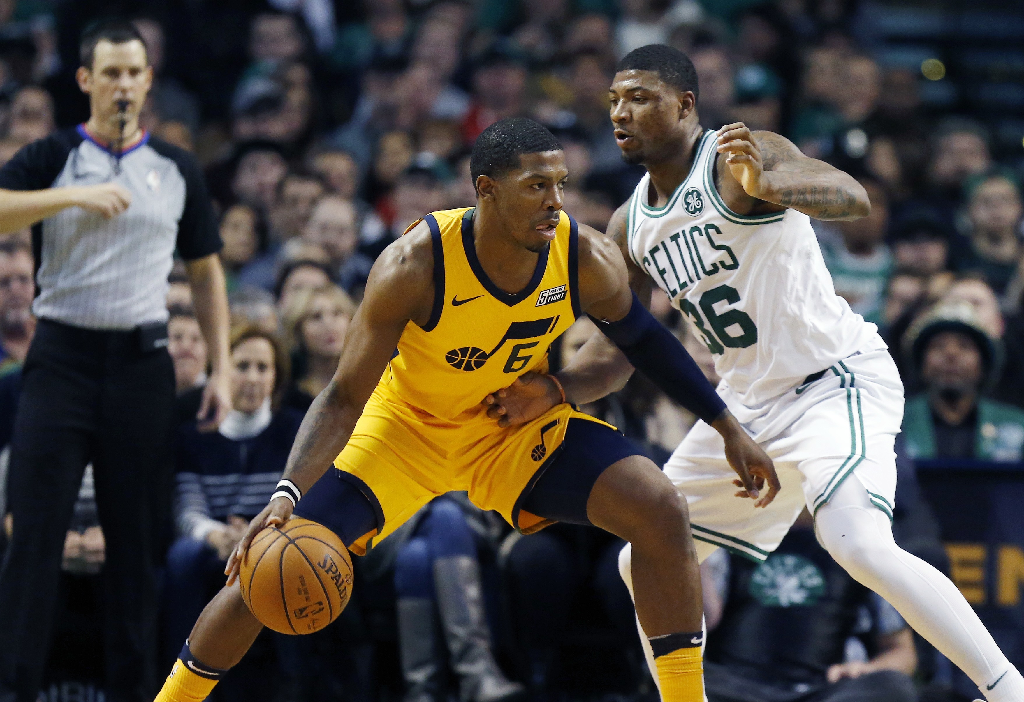 Joe Johnson signs with Celtics, scores for first time since 2018